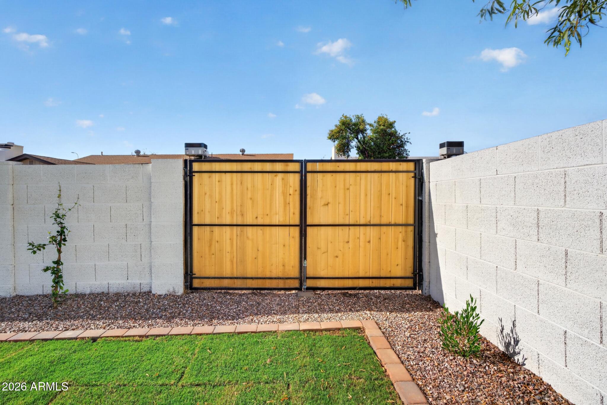 KNOELL TEMPE UNIT 6 - Residential