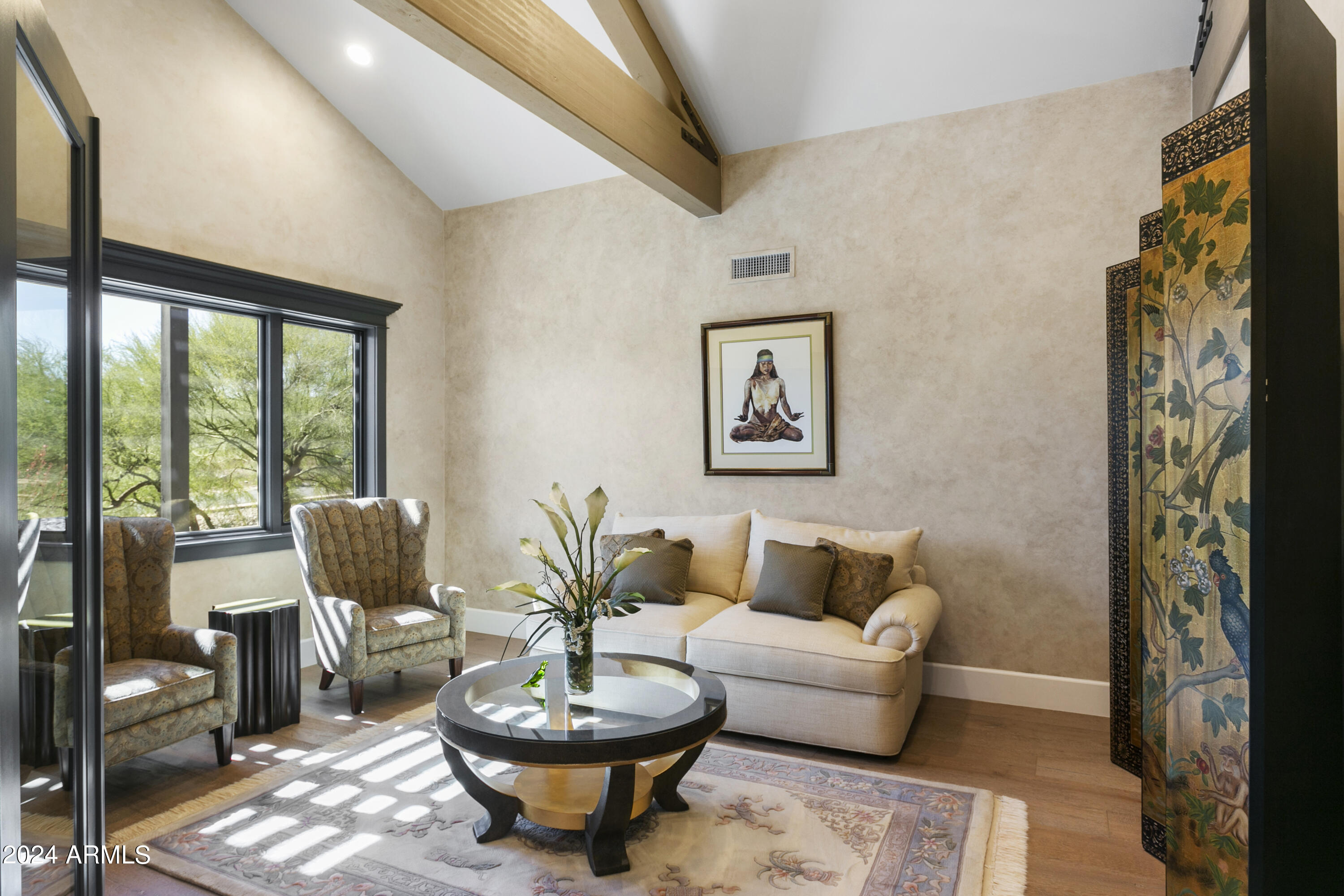 PARADISE VALLEY COUNTRY ESTATES - Residential