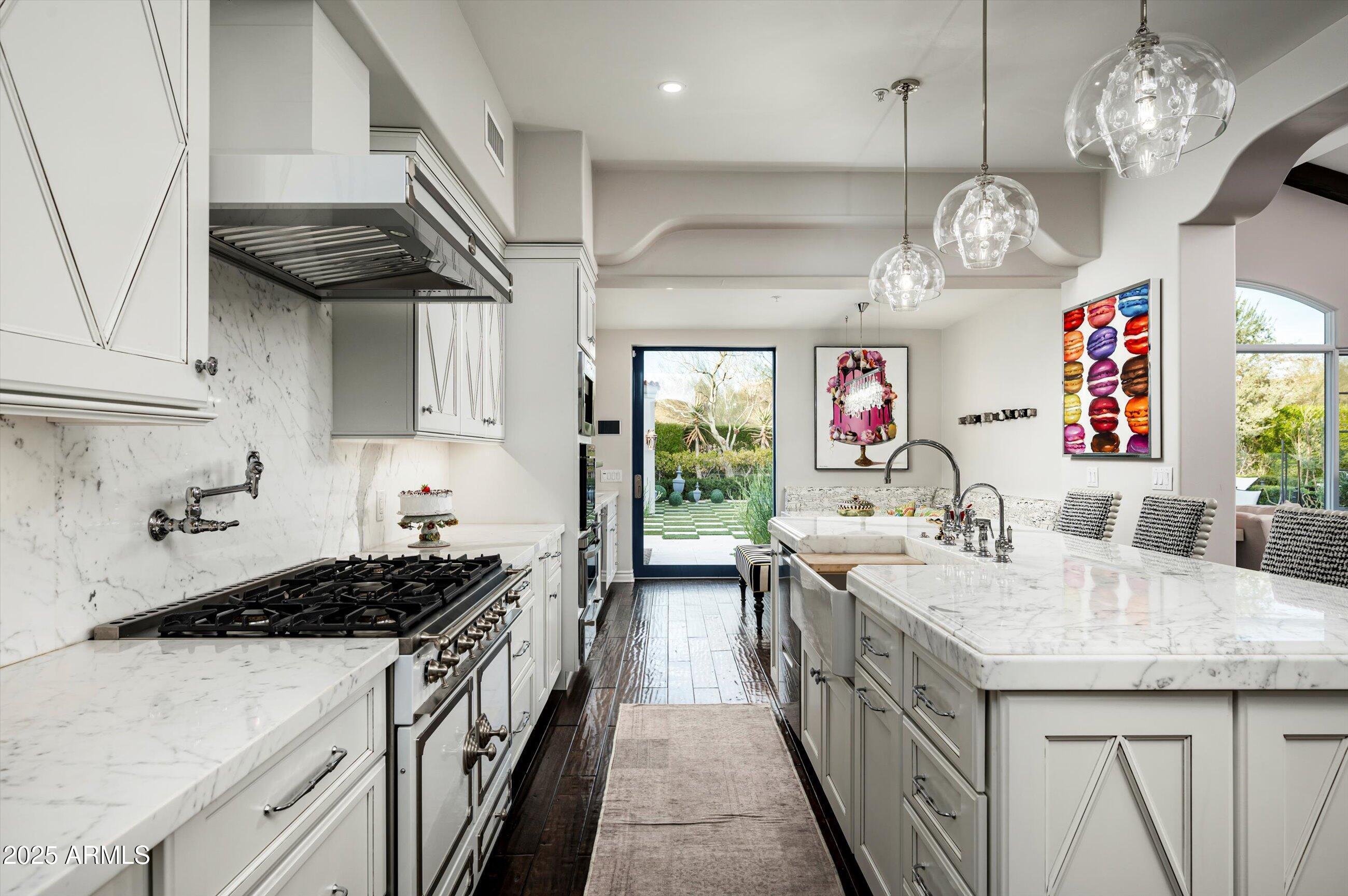 DC RANCH - Residential