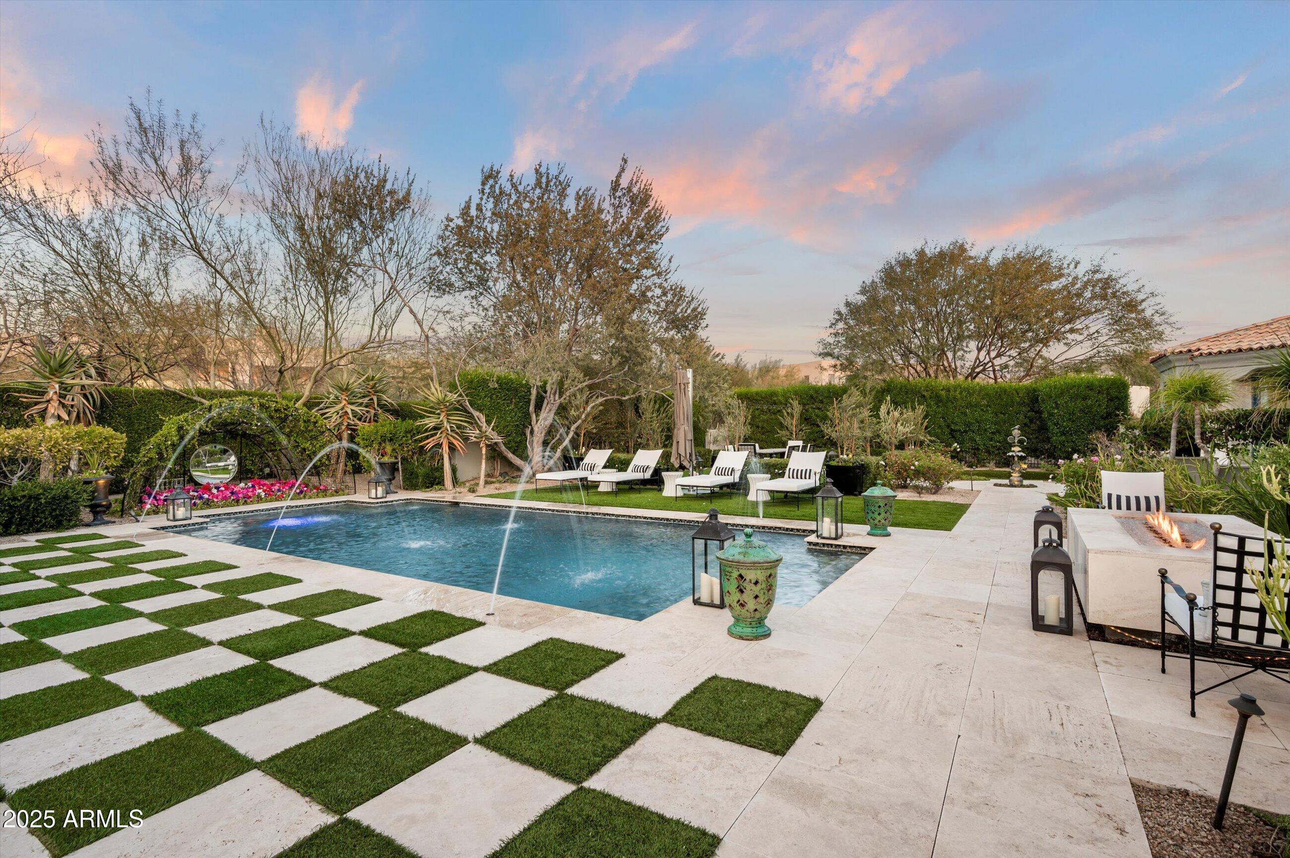 DC RANCH - Residential