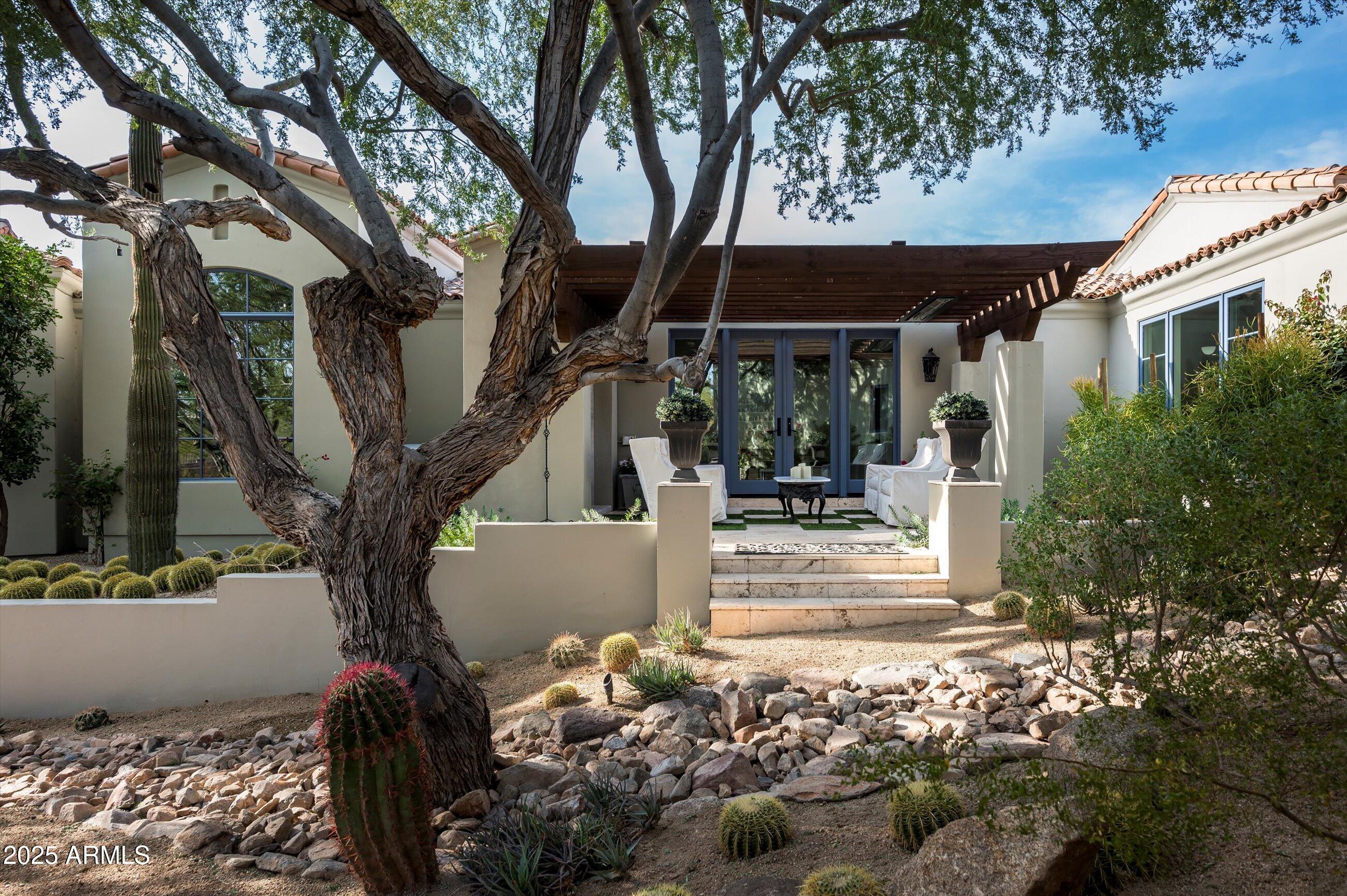 DC RANCH - Residential