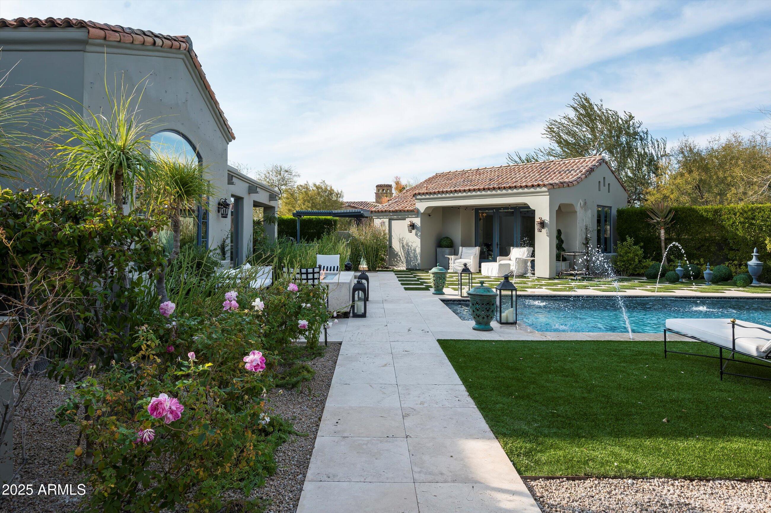 DC RANCH - Residential