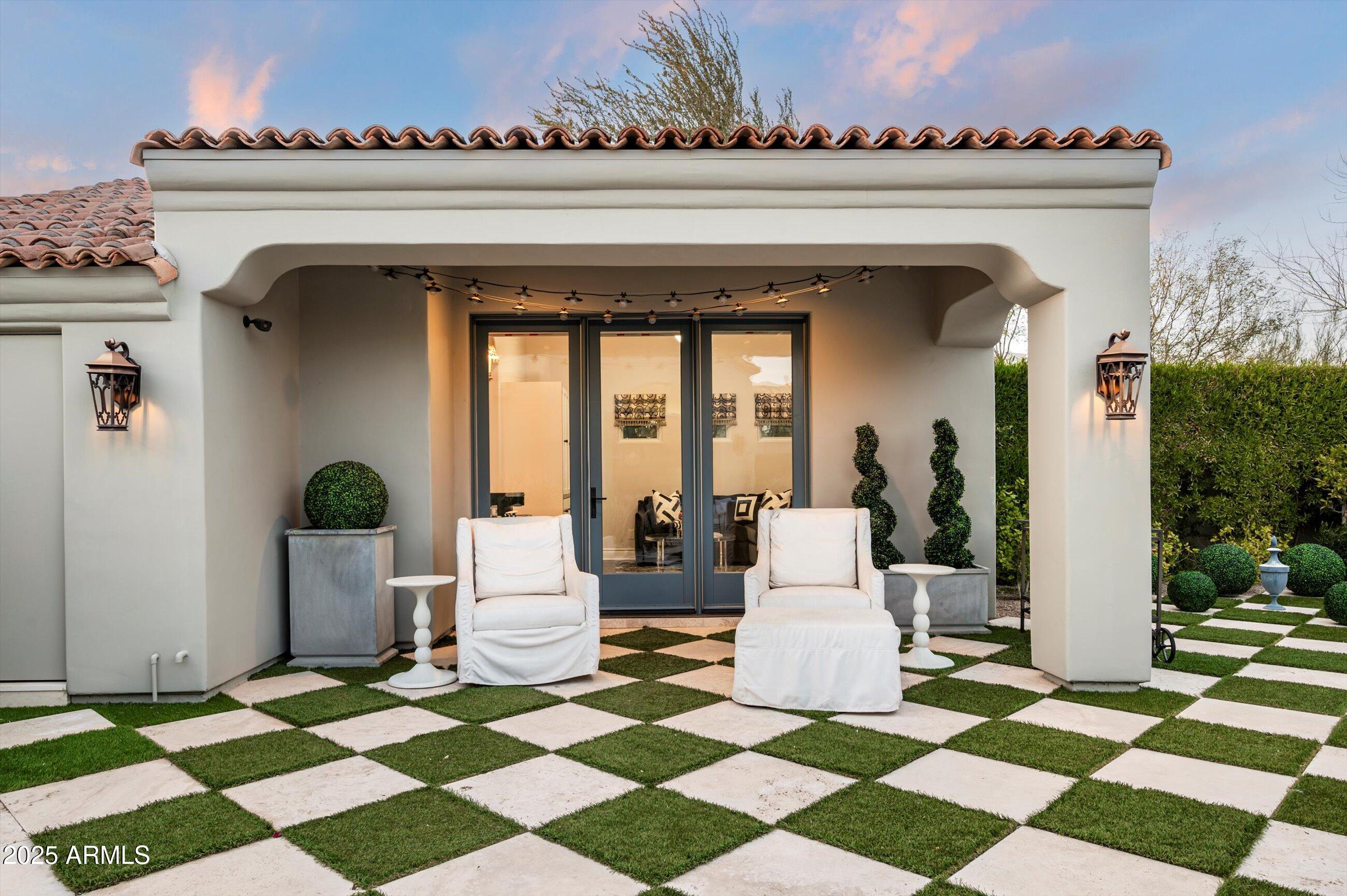DC RANCH - Residential