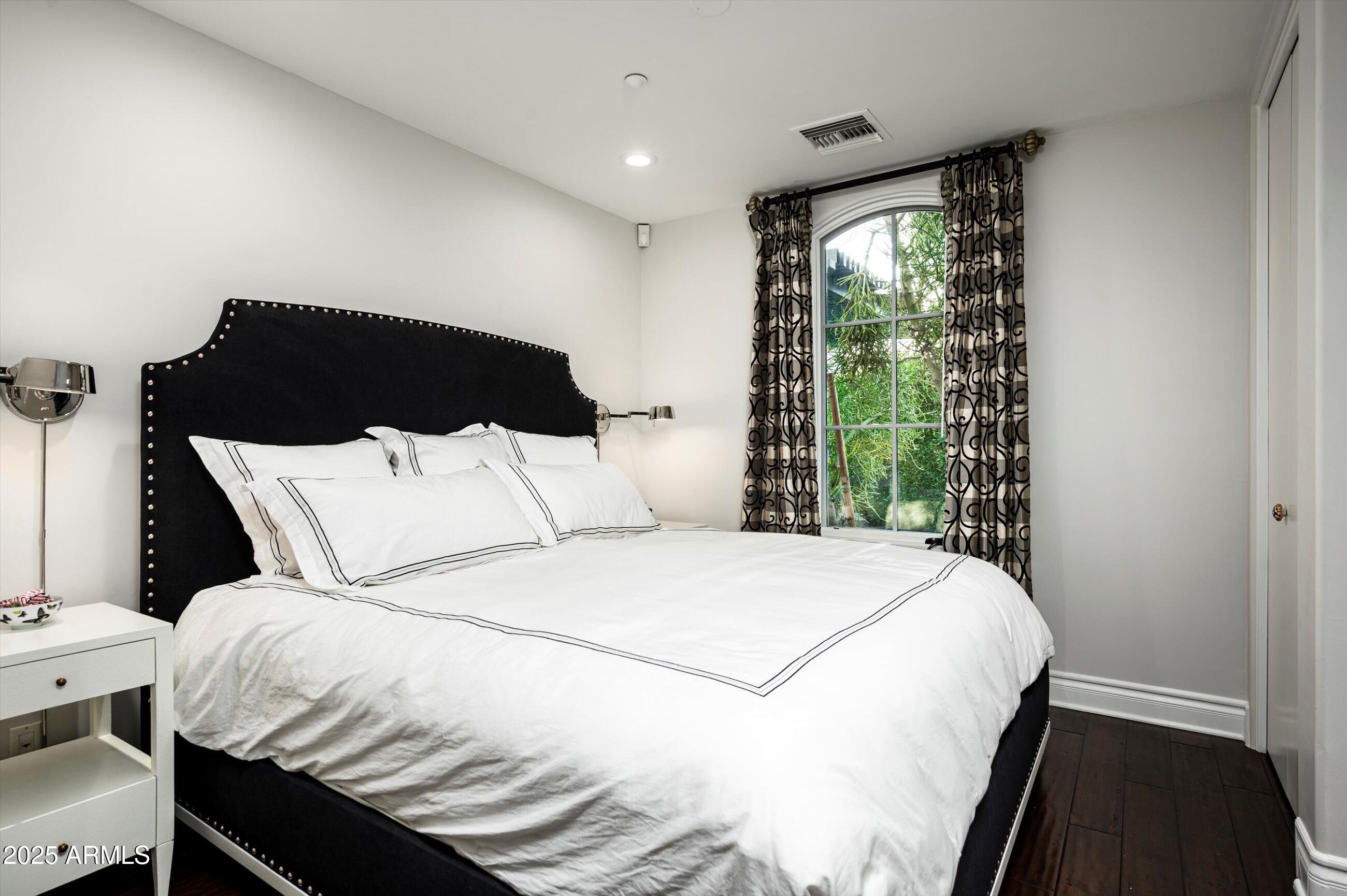 DC RANCH - Residential