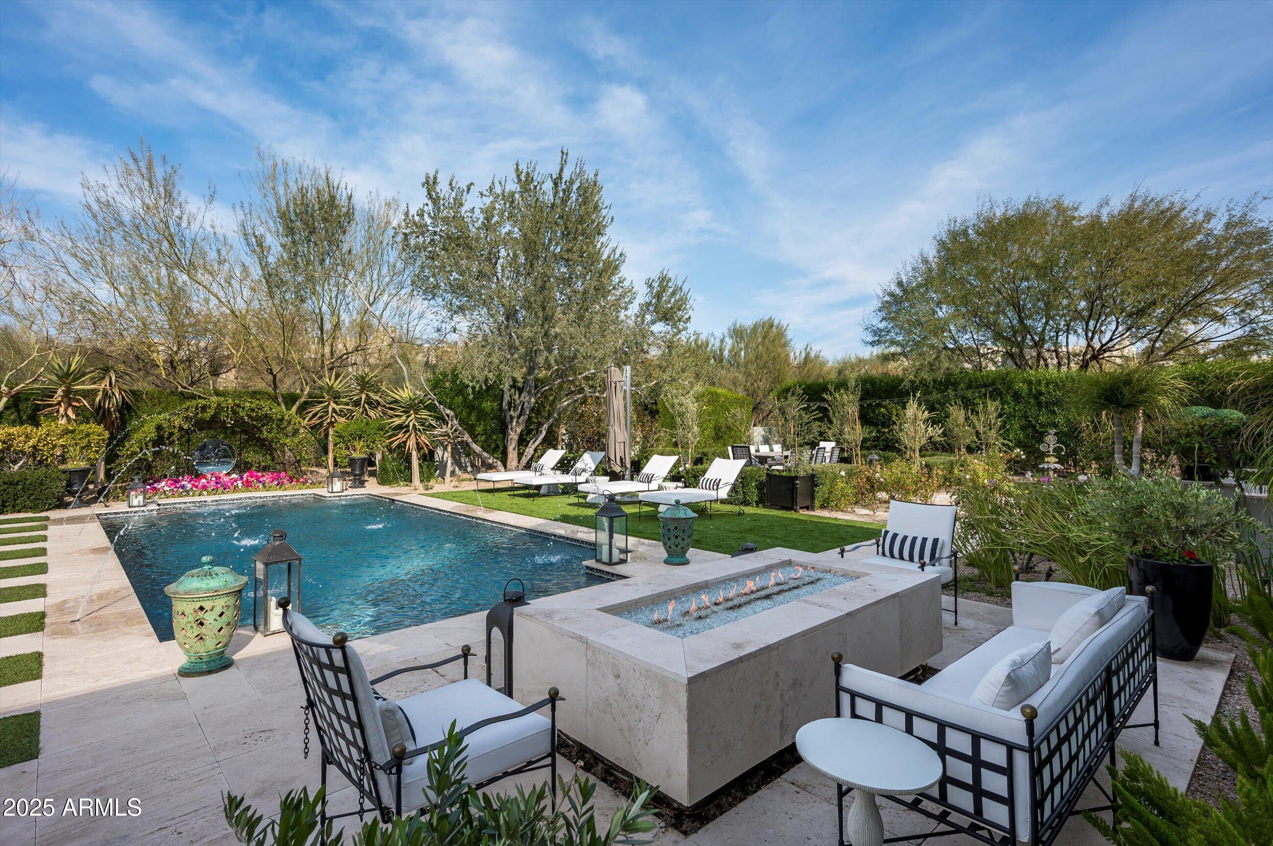 DC RANCH - Residential
