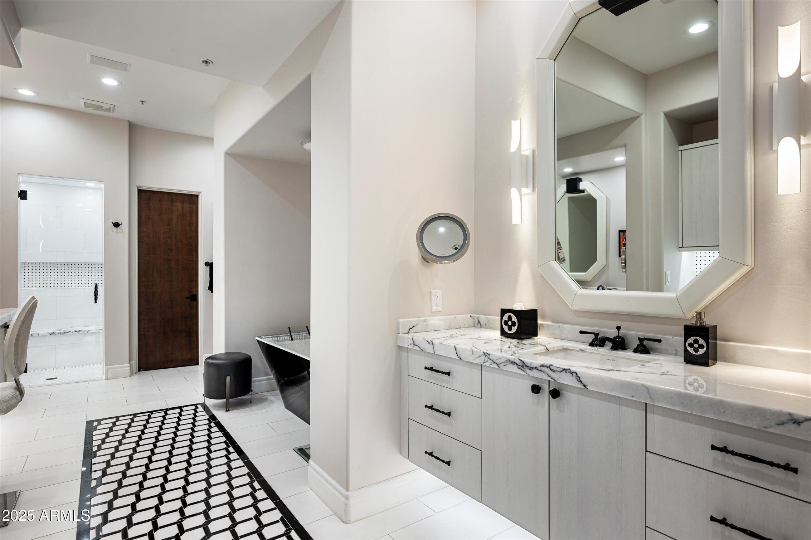 DC RANCH - Residential