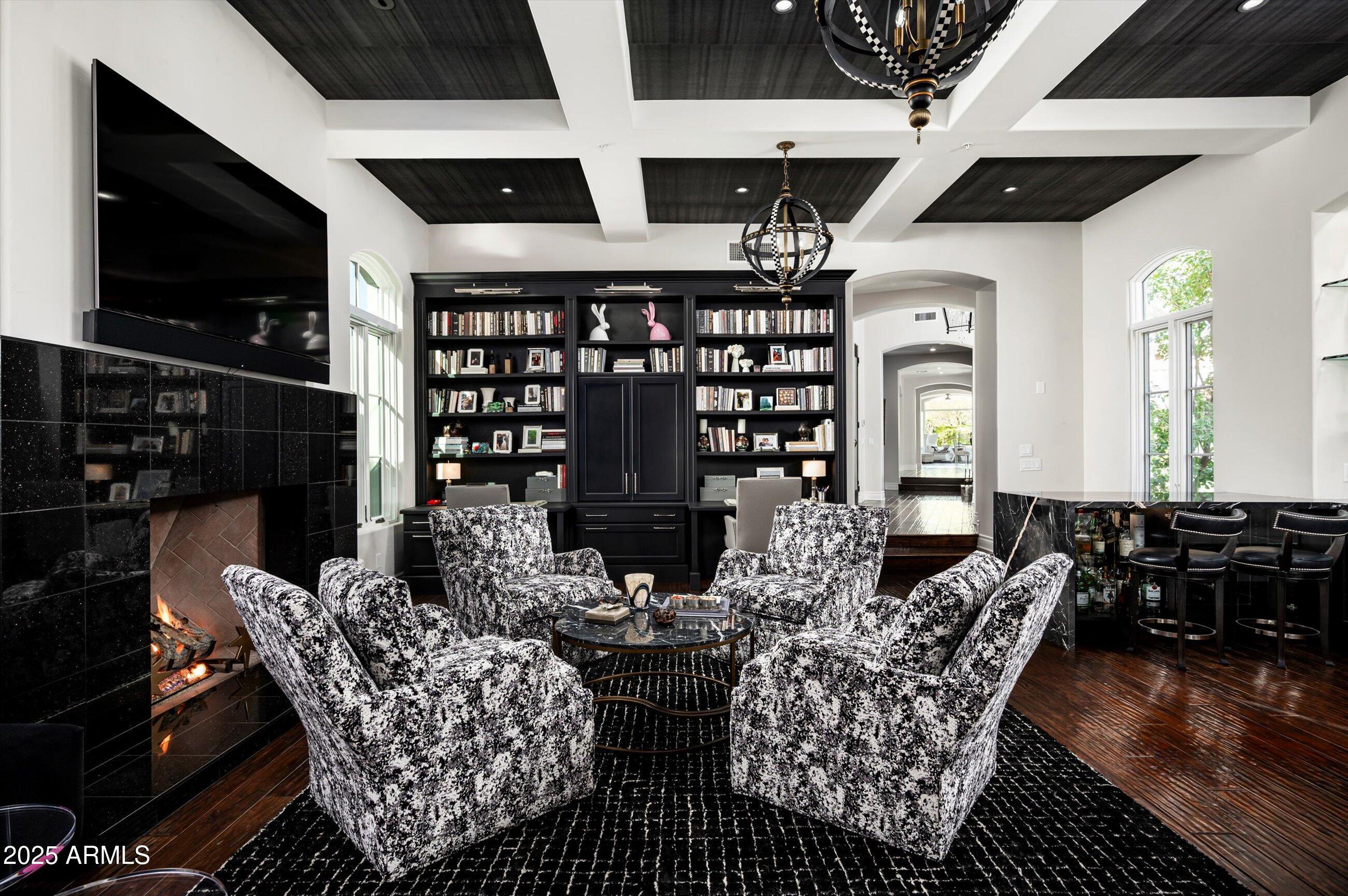 DC RANCH - Residential