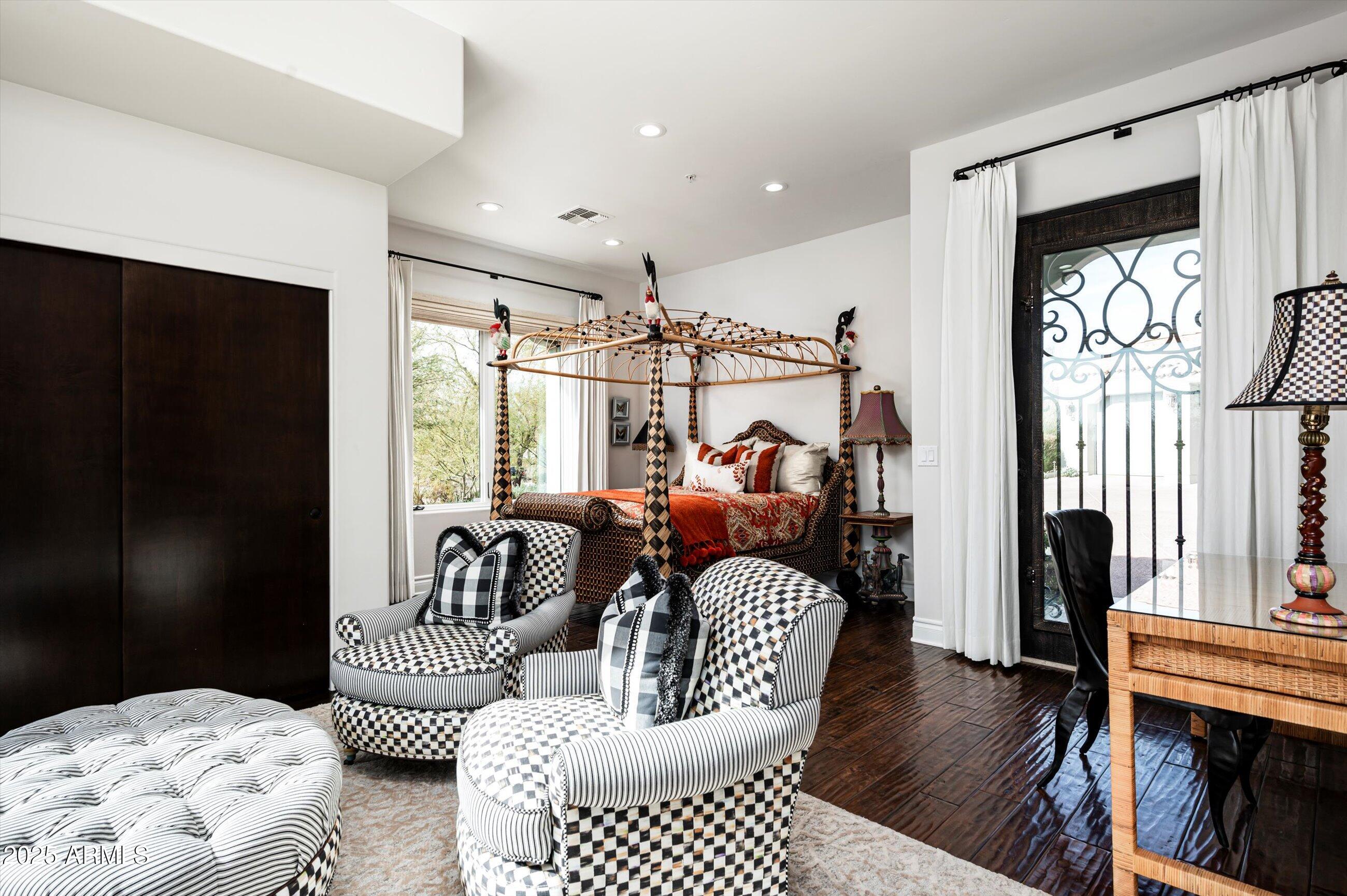 DC RANCH - Residential