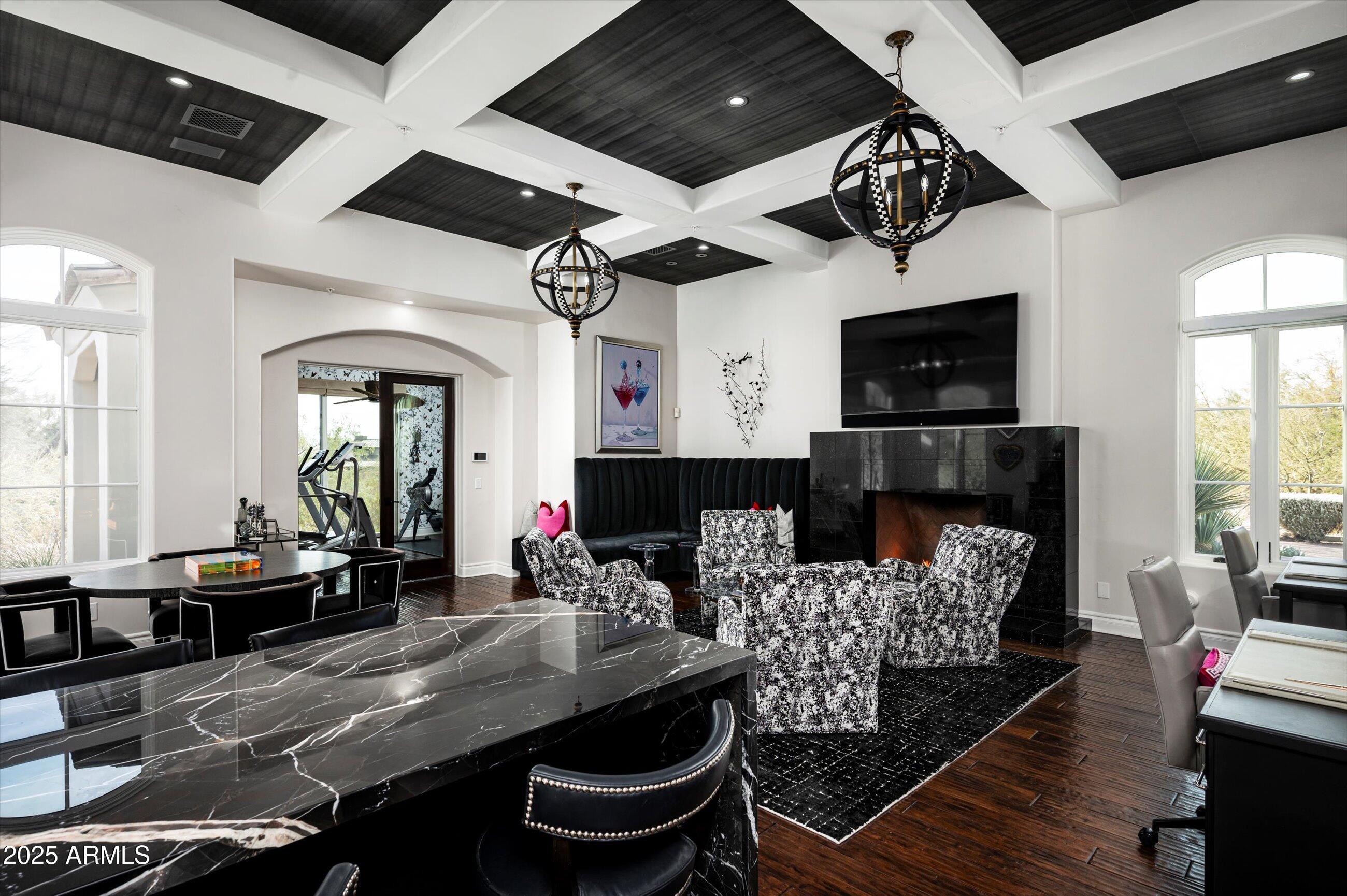 DC RANCH - Residential