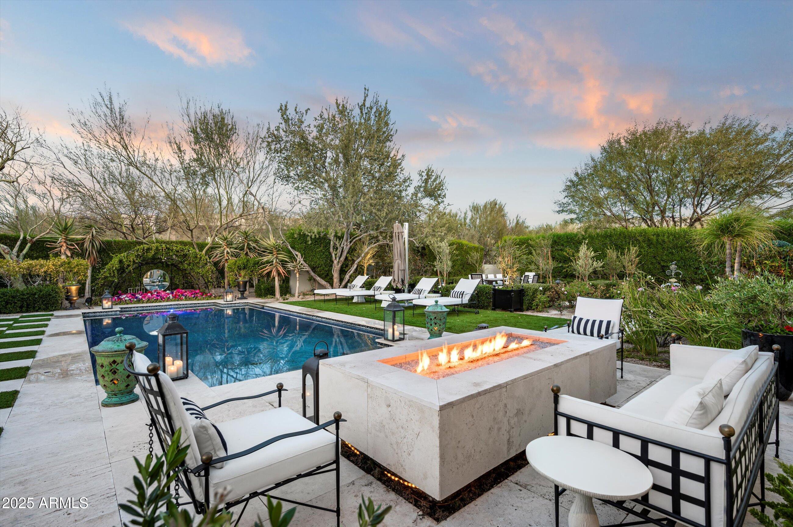 DC RANCH - Residential