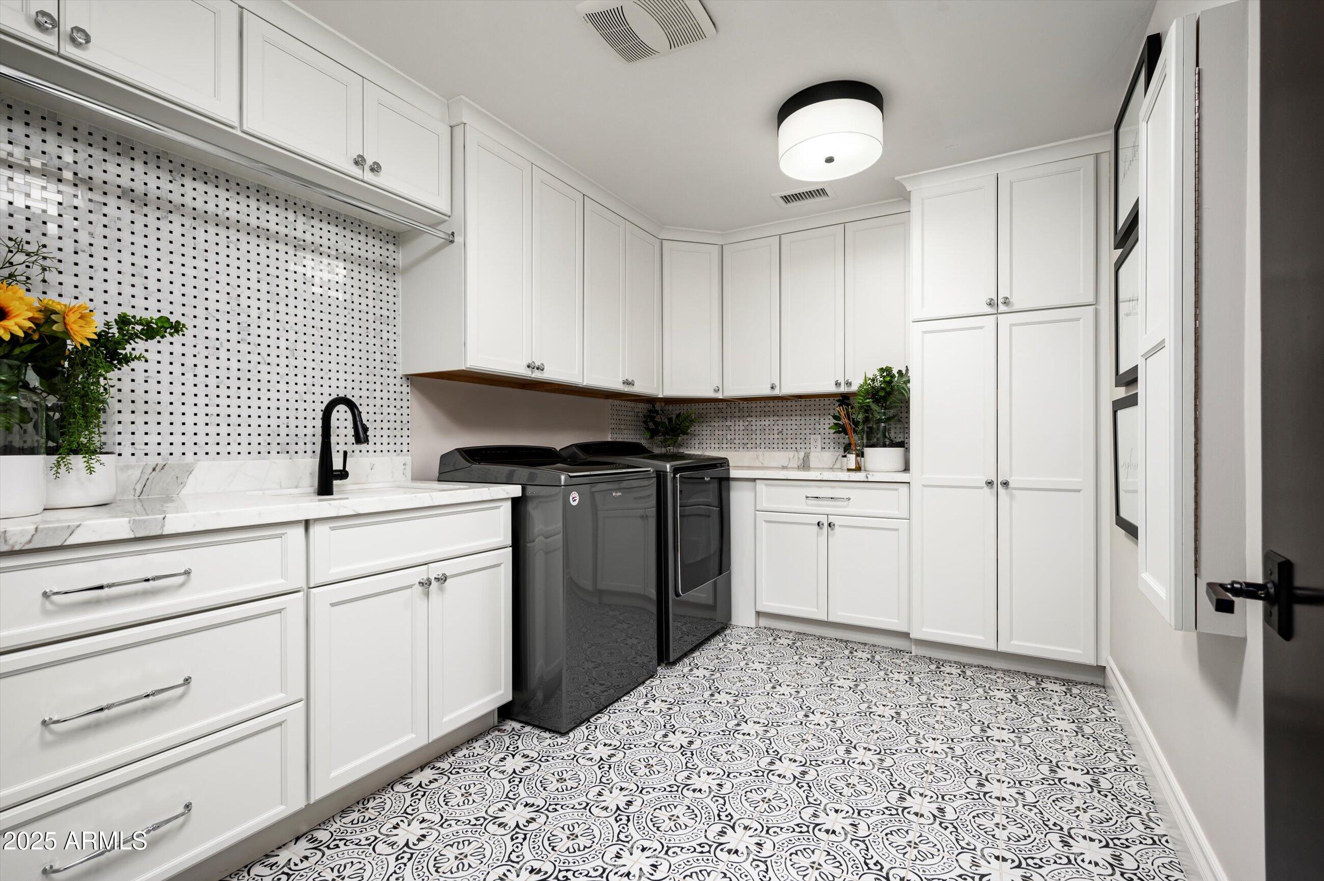 DC RANCH - Residential