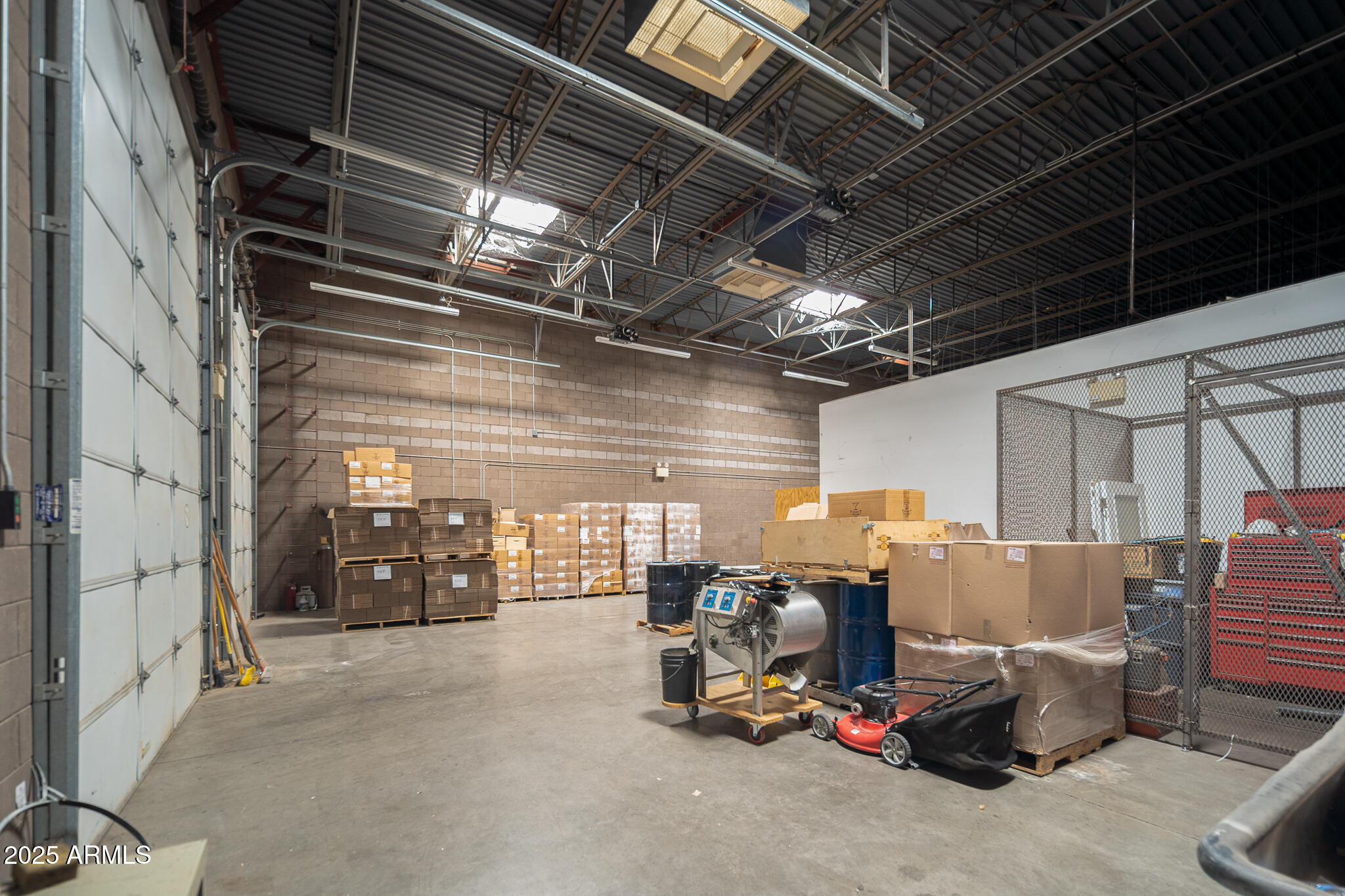 5TH & SMITH CENTER - Commercial Sale