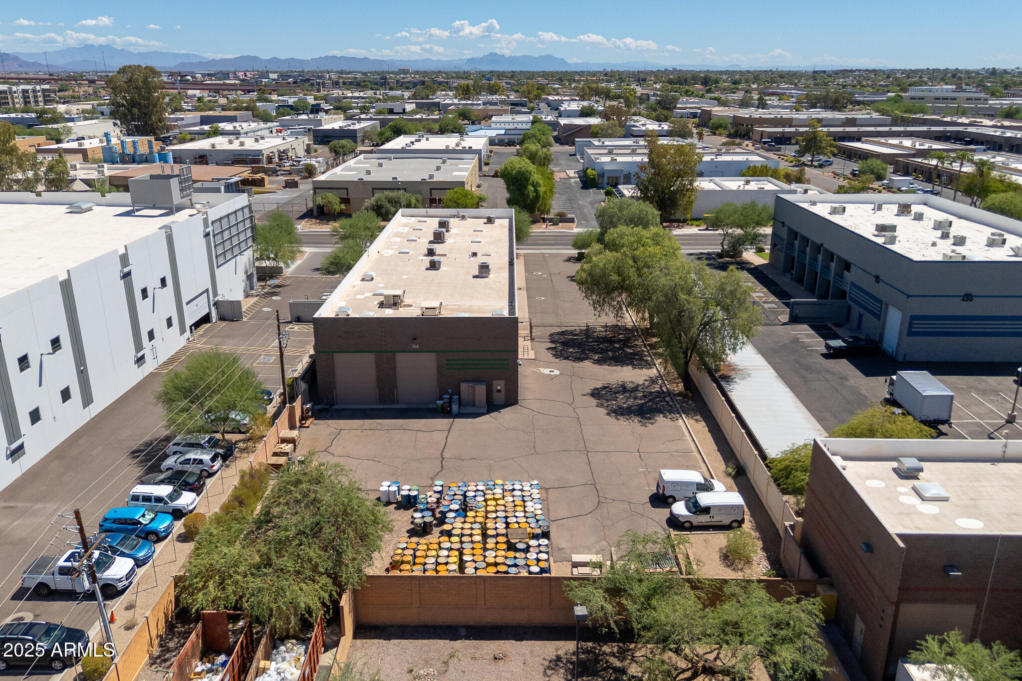 5TH & SMITH CENTER - Commercial Sale
