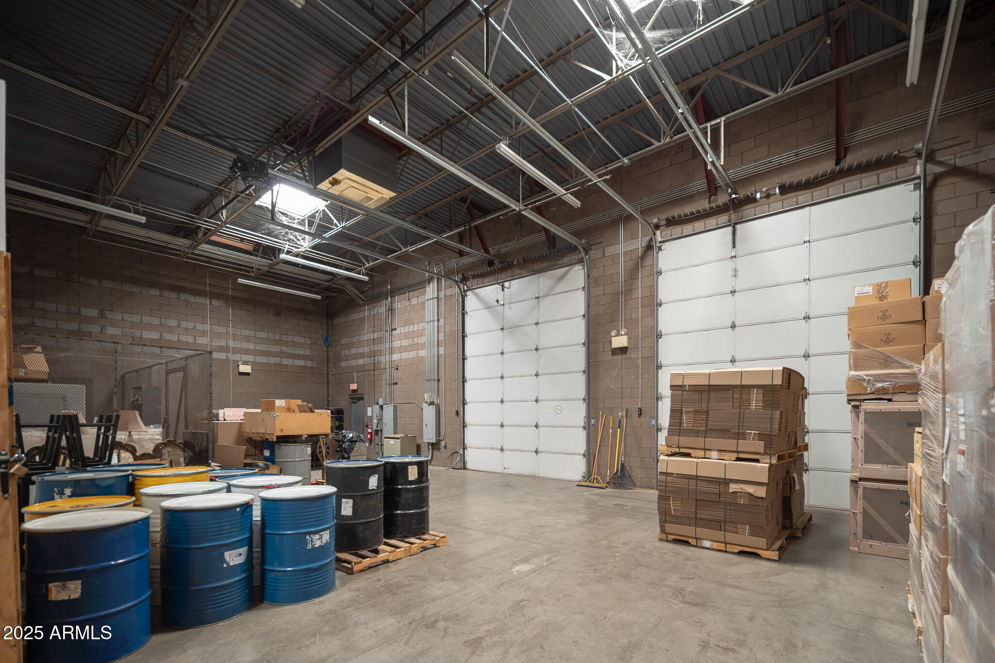 5TH & SMITH CENTER - Commercial Sale