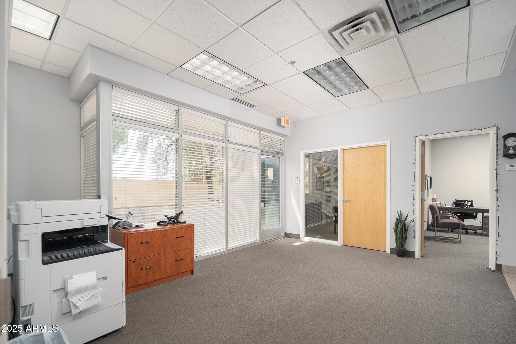 5TH & SMITH CENTER - Commercial Sale