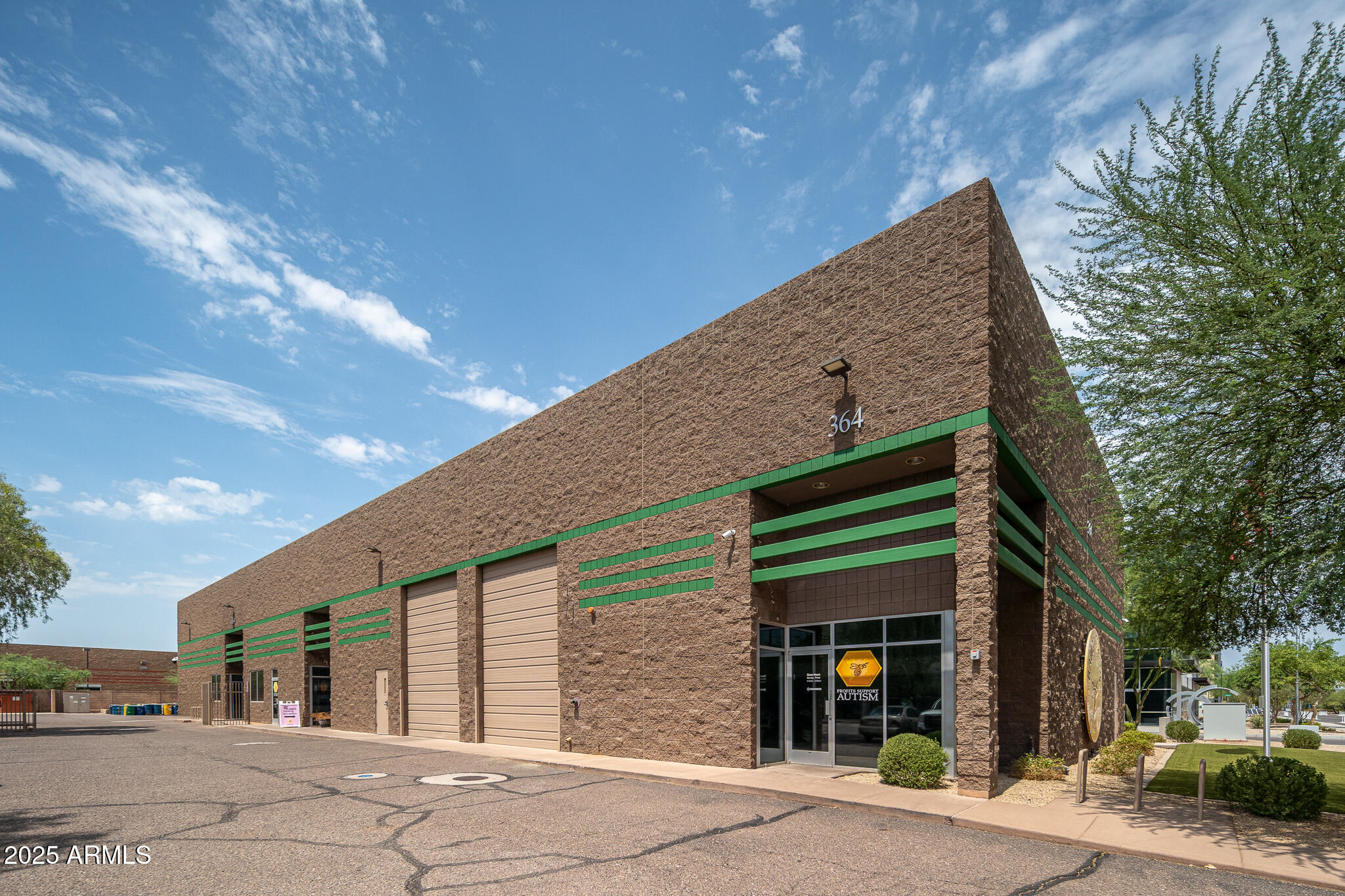 5TH & SMITH CENTER - Commercial Sale