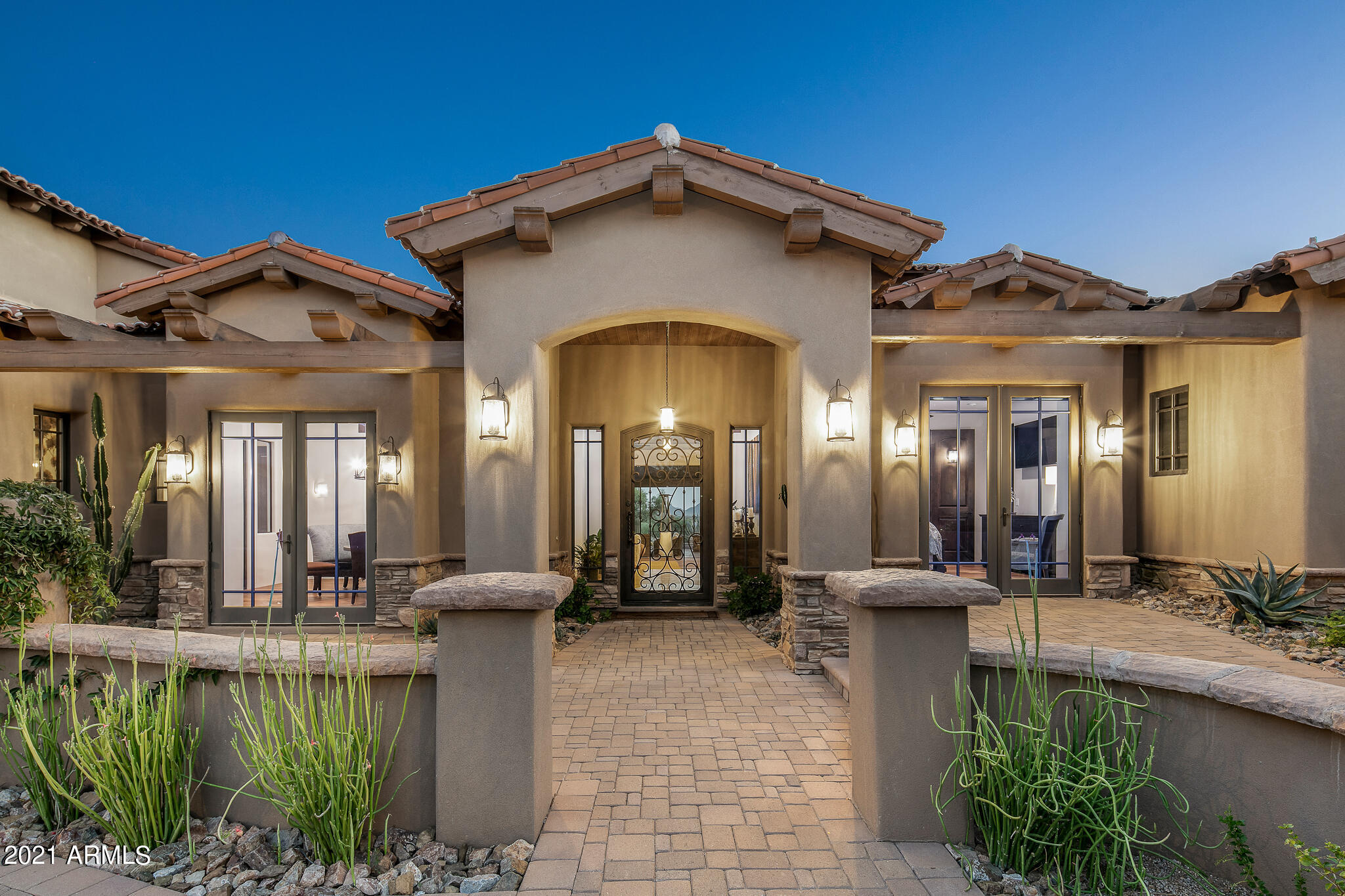 Mirabel Club - Residential