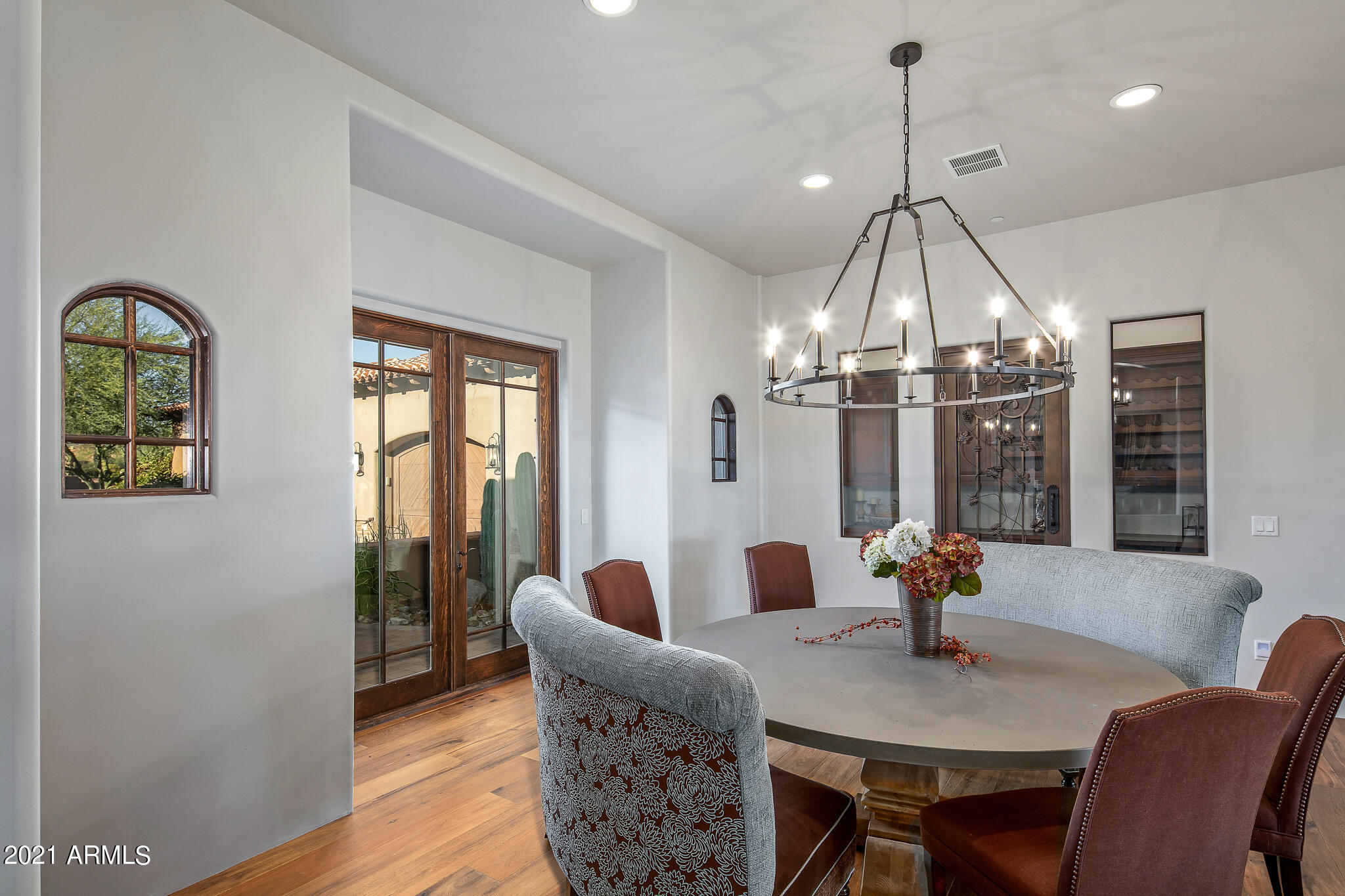 Mirabel Club - Residential
