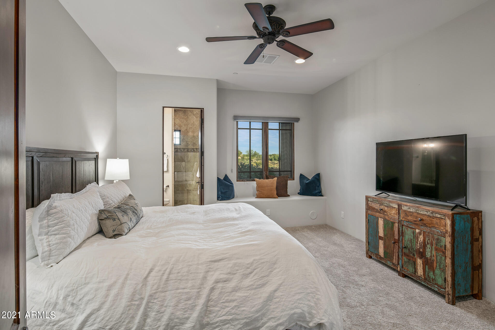 Mirabel Club - Residential