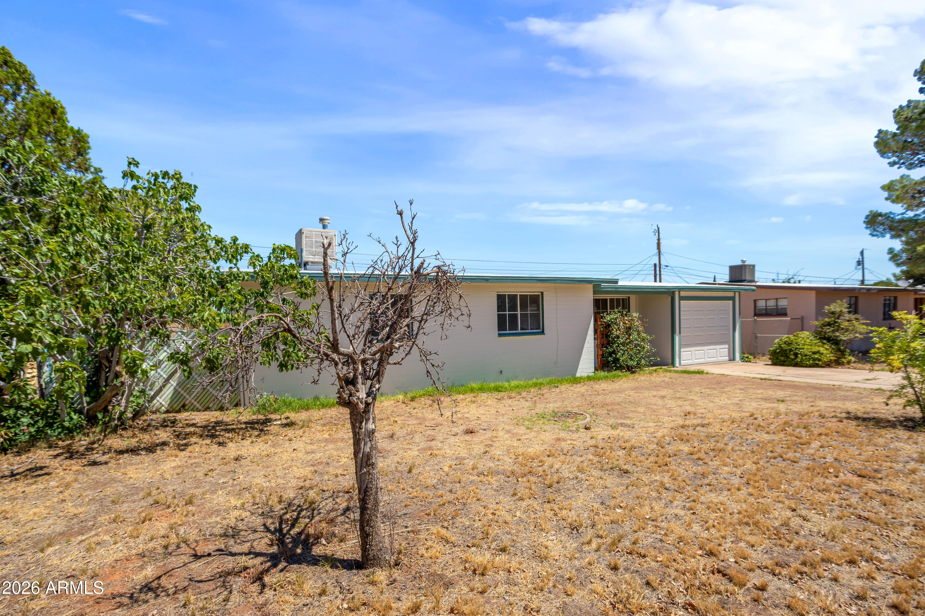 GARDEN CANYON 2 - Residential
