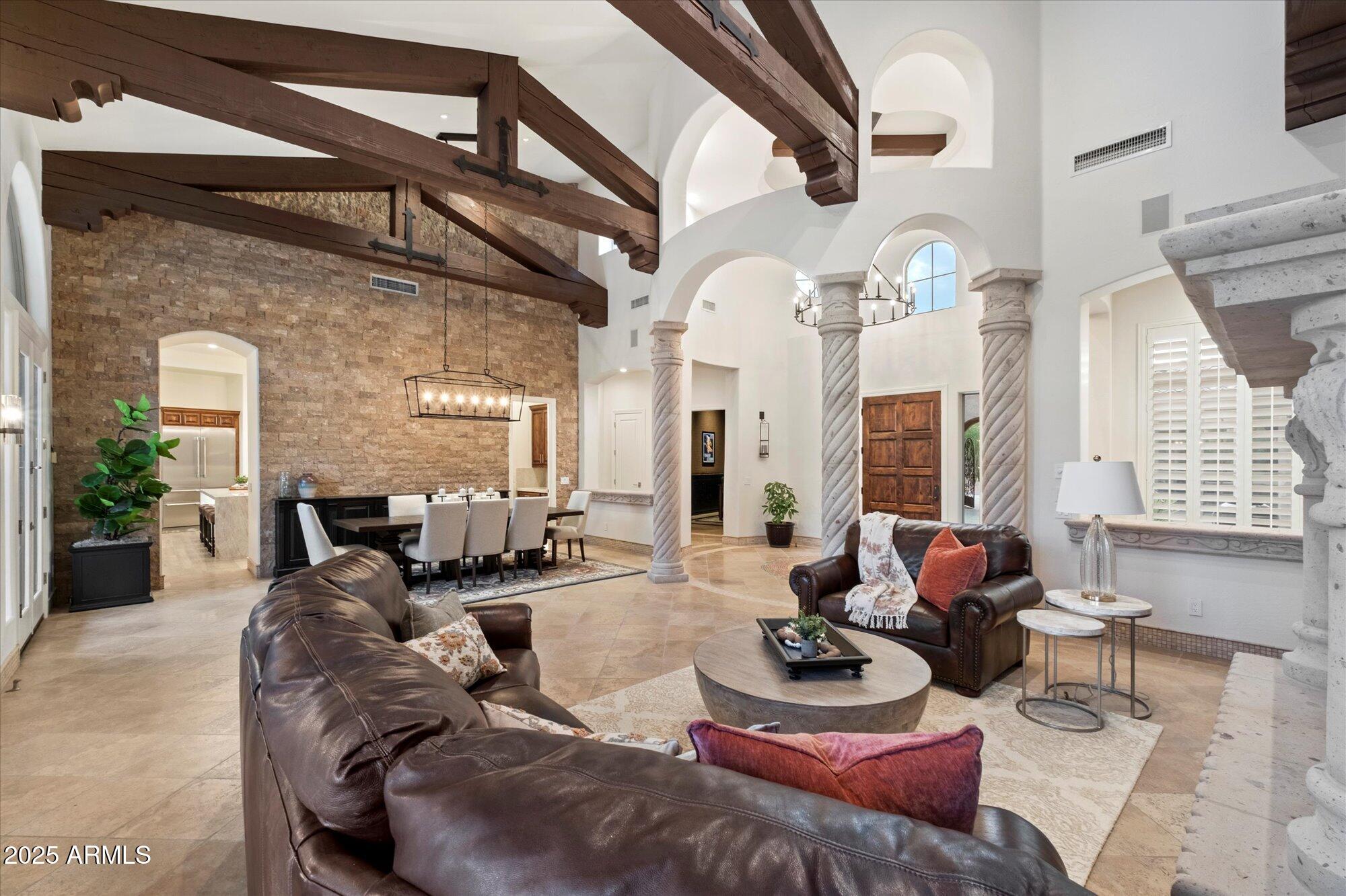 SAGUARO ESTATES - Residential