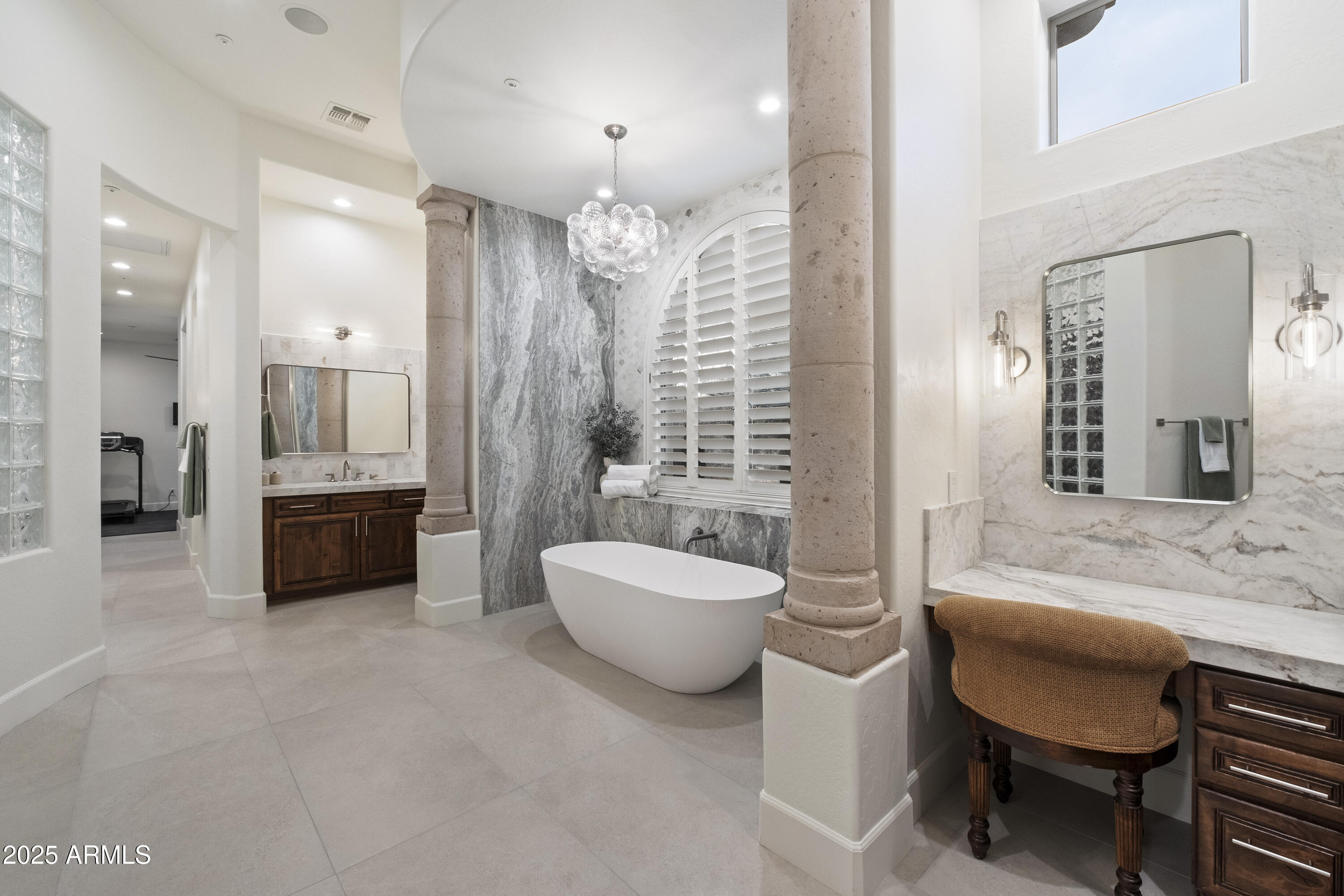 SAGUARO ESTATES - Residential