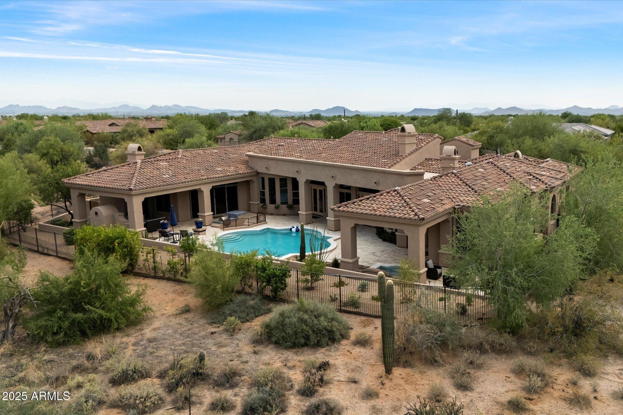 SAGUARO ESTATES - Residential