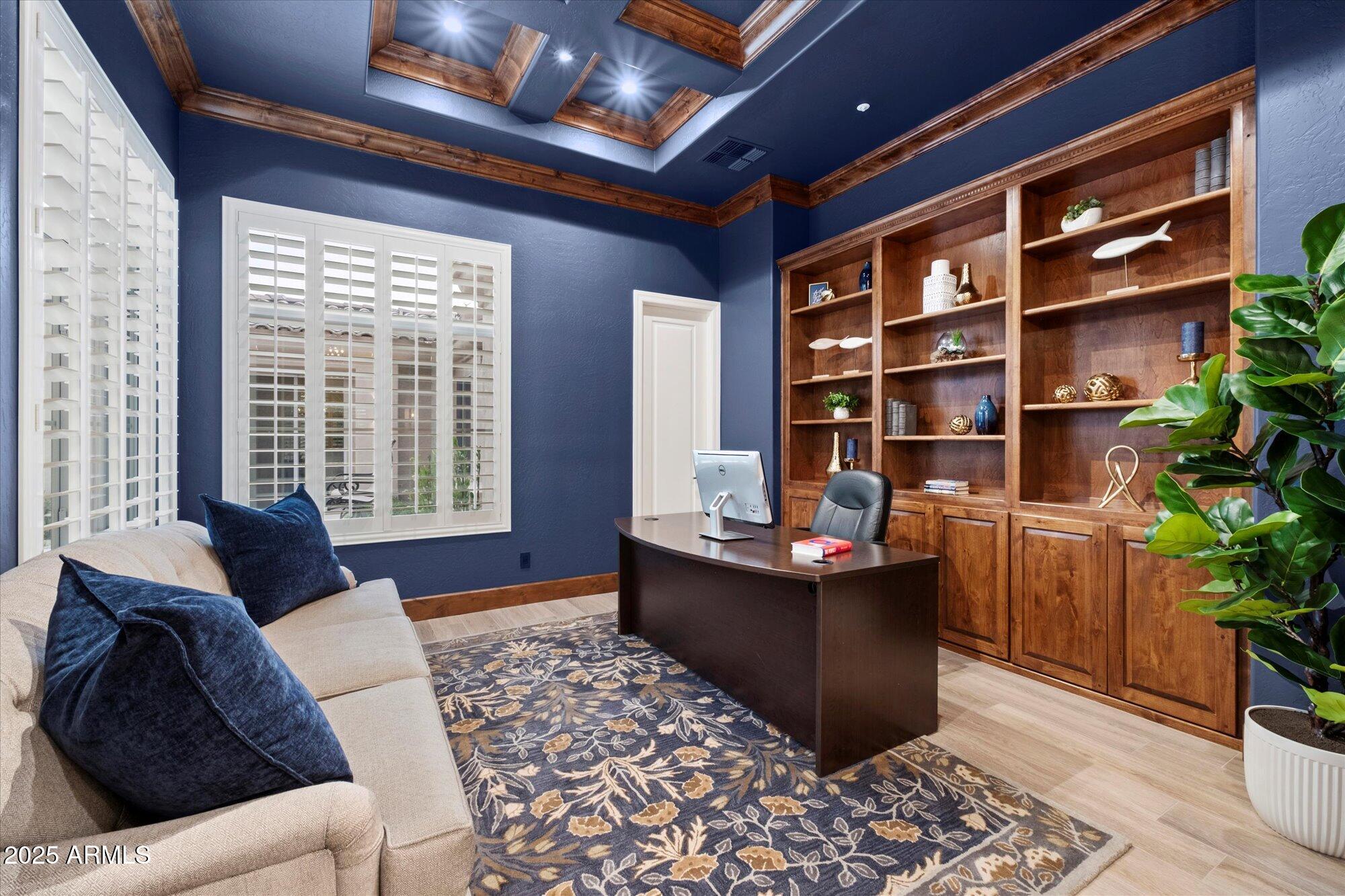 SAGUARO ESTATES - Residential