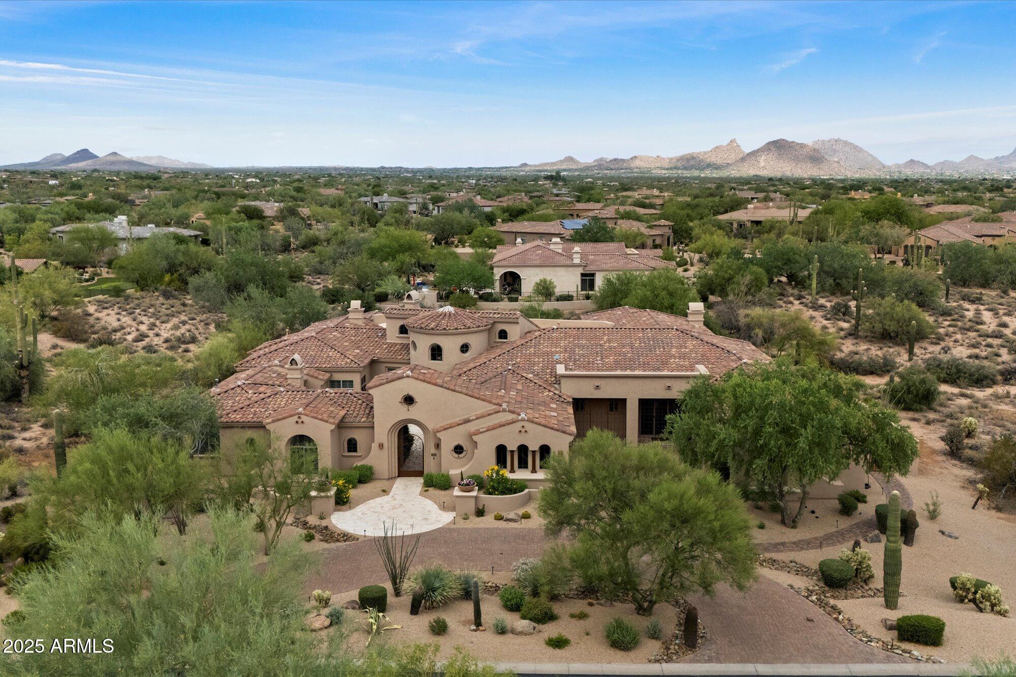 SAGUARO ESTATES - Residential