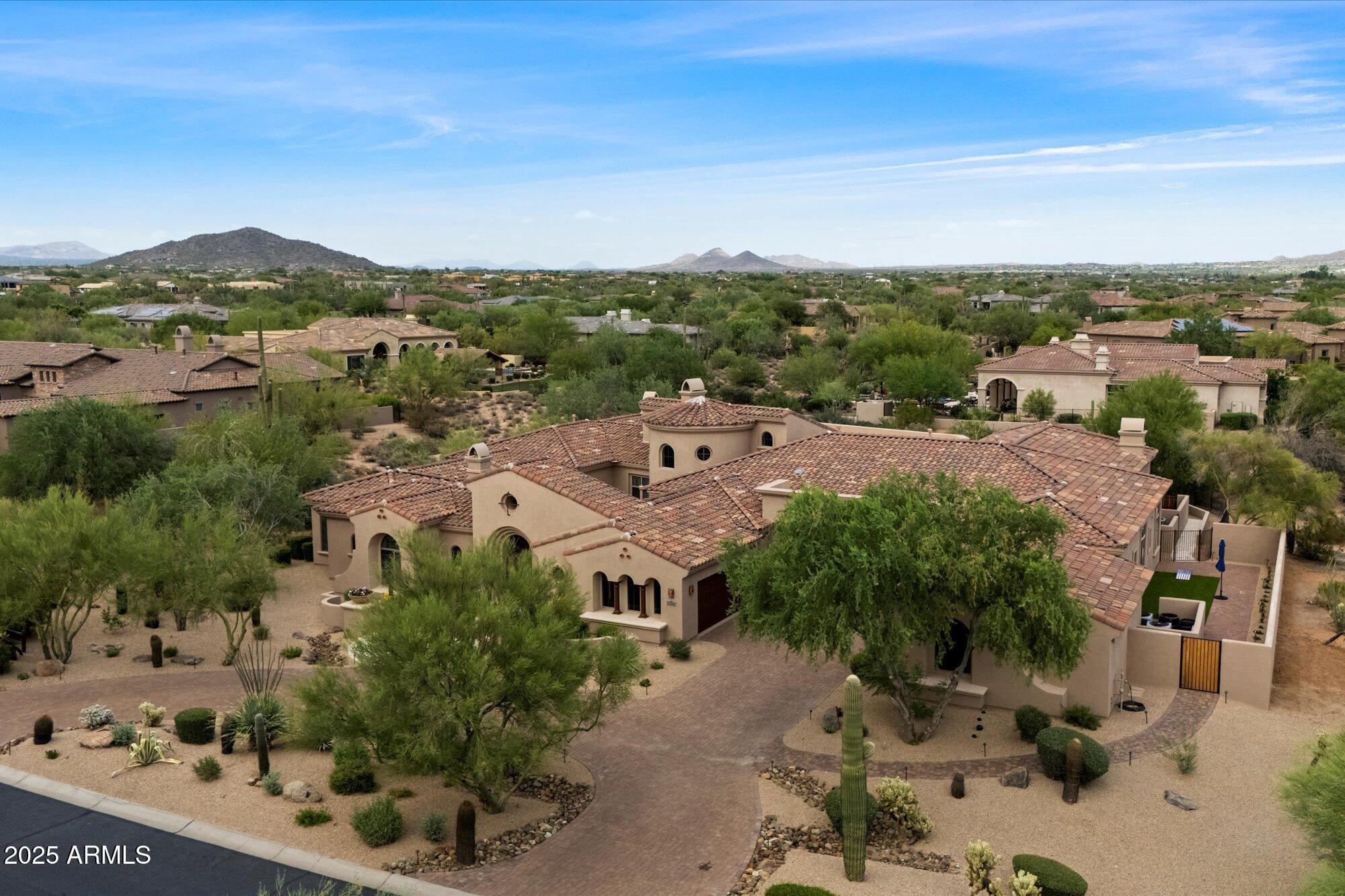 SAGUARO ESTATES - Residential