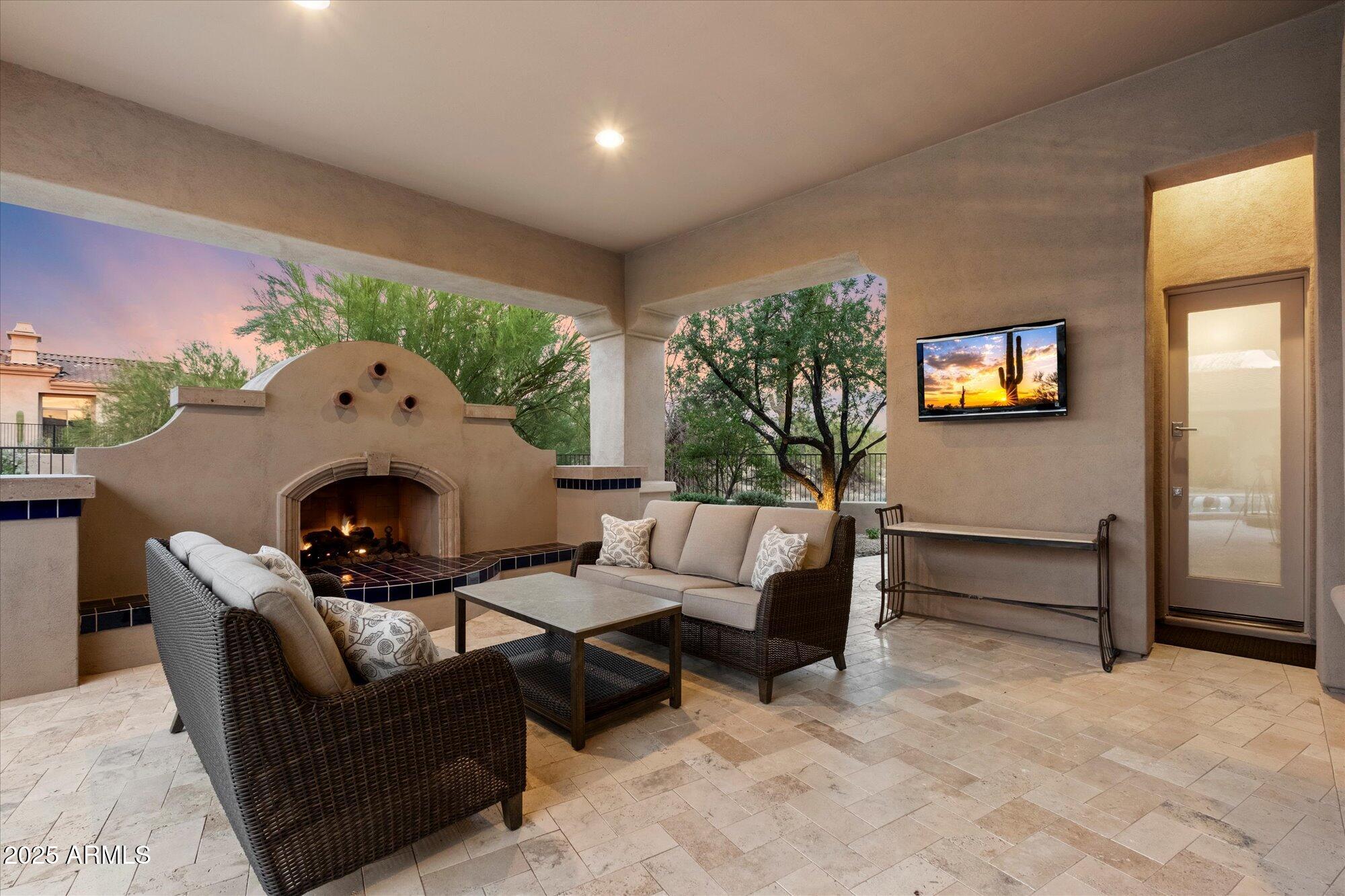 SAGUARO ESTATES - Residential