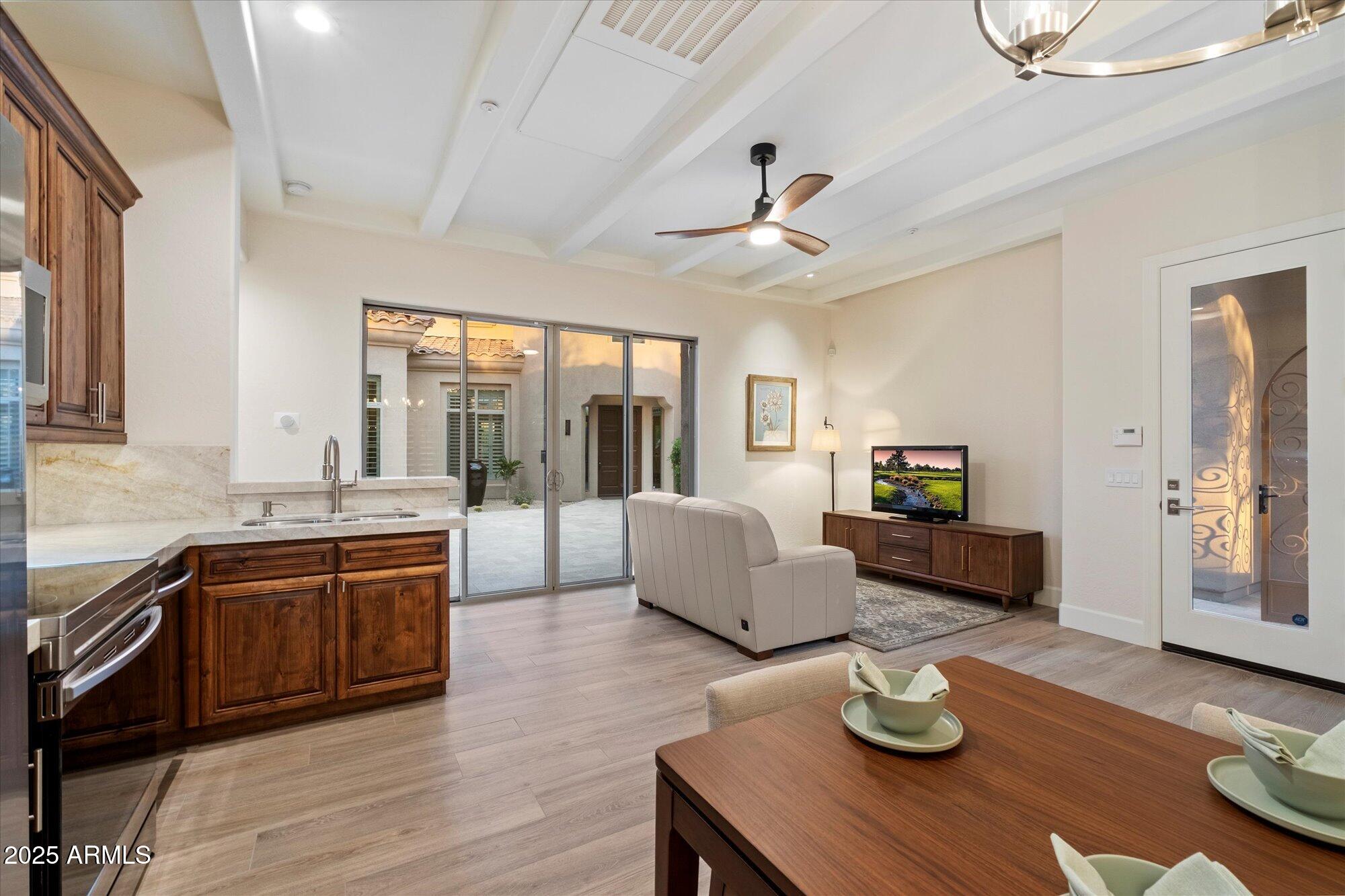 SAGUARO ESTATES - Residential