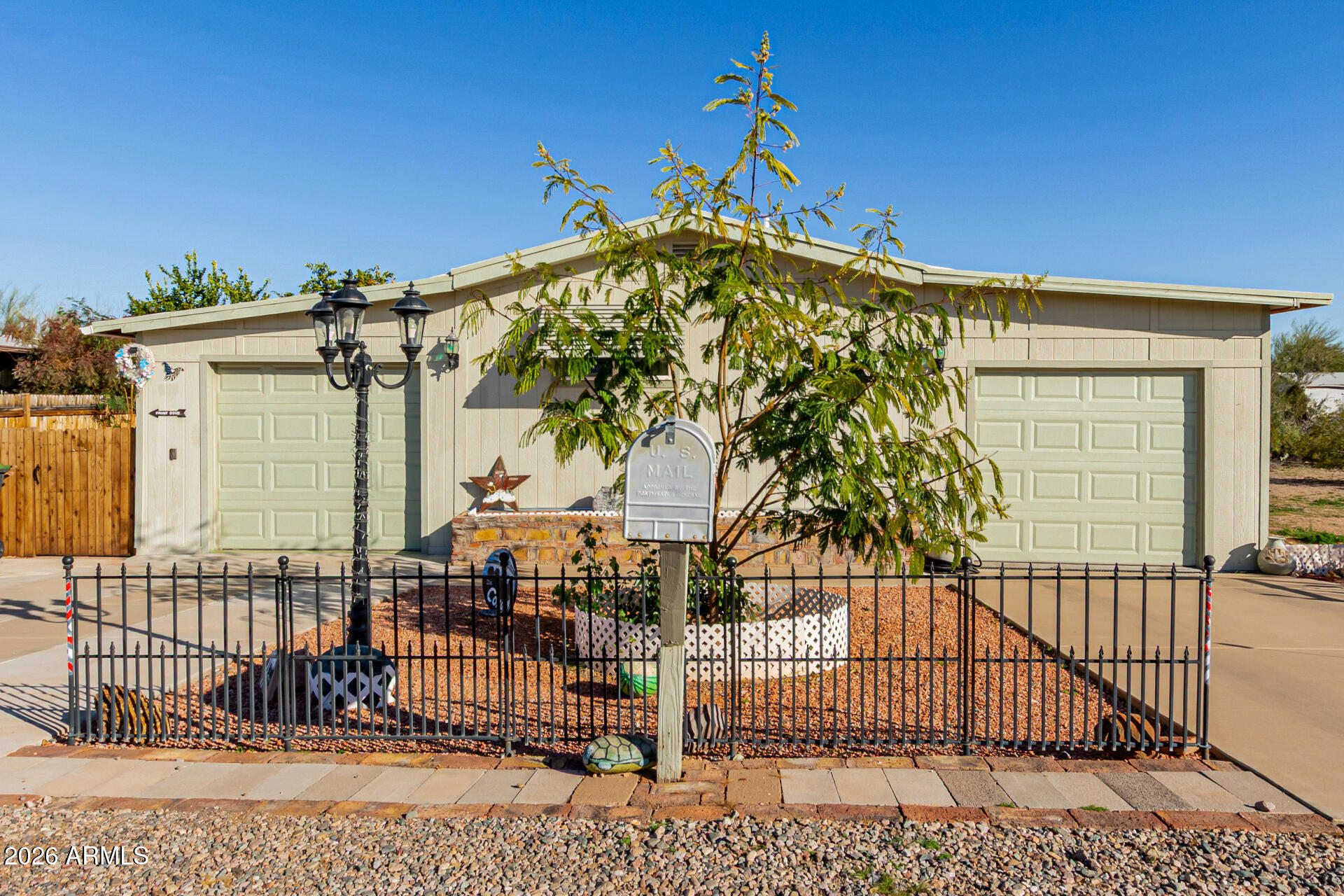 MOBILE GARDENS UNIT 2 - Residential