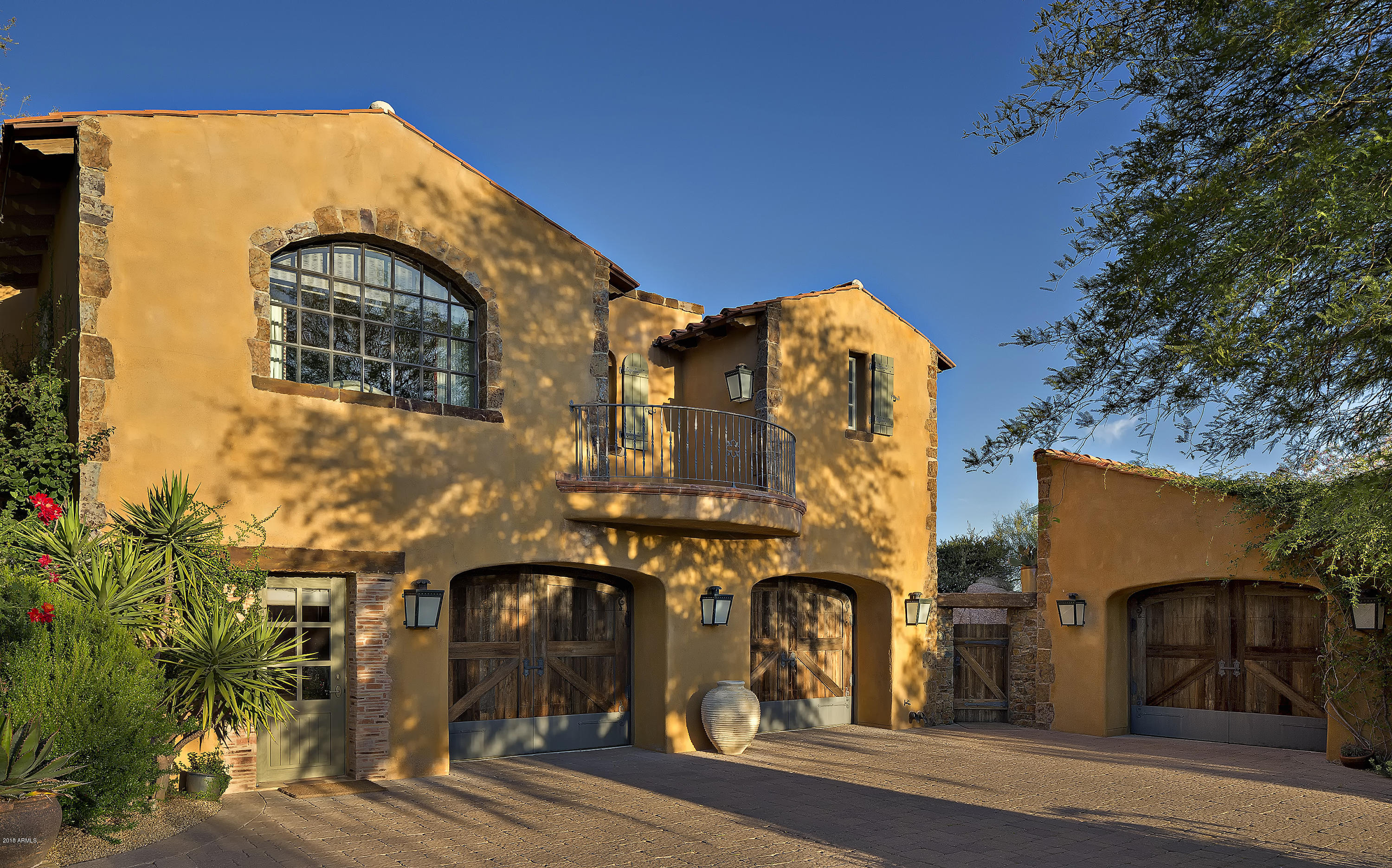 Estancia - Residential