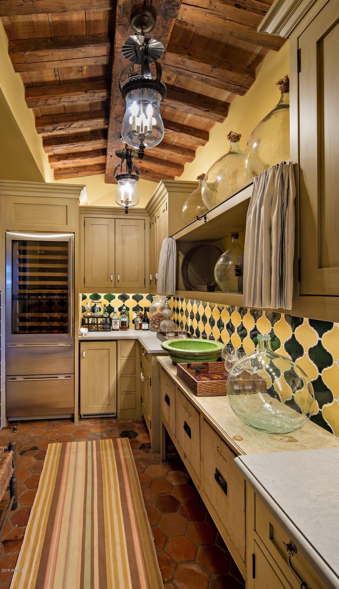 Estancia - Residential
