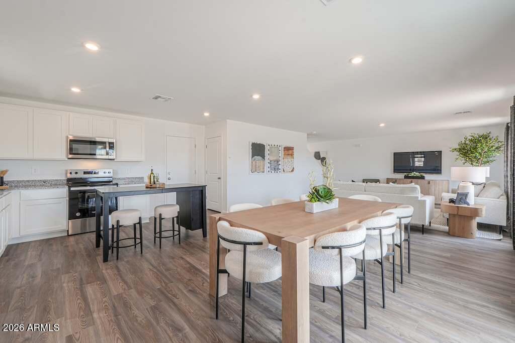 COOLIDGE GATEWAY III - Residential