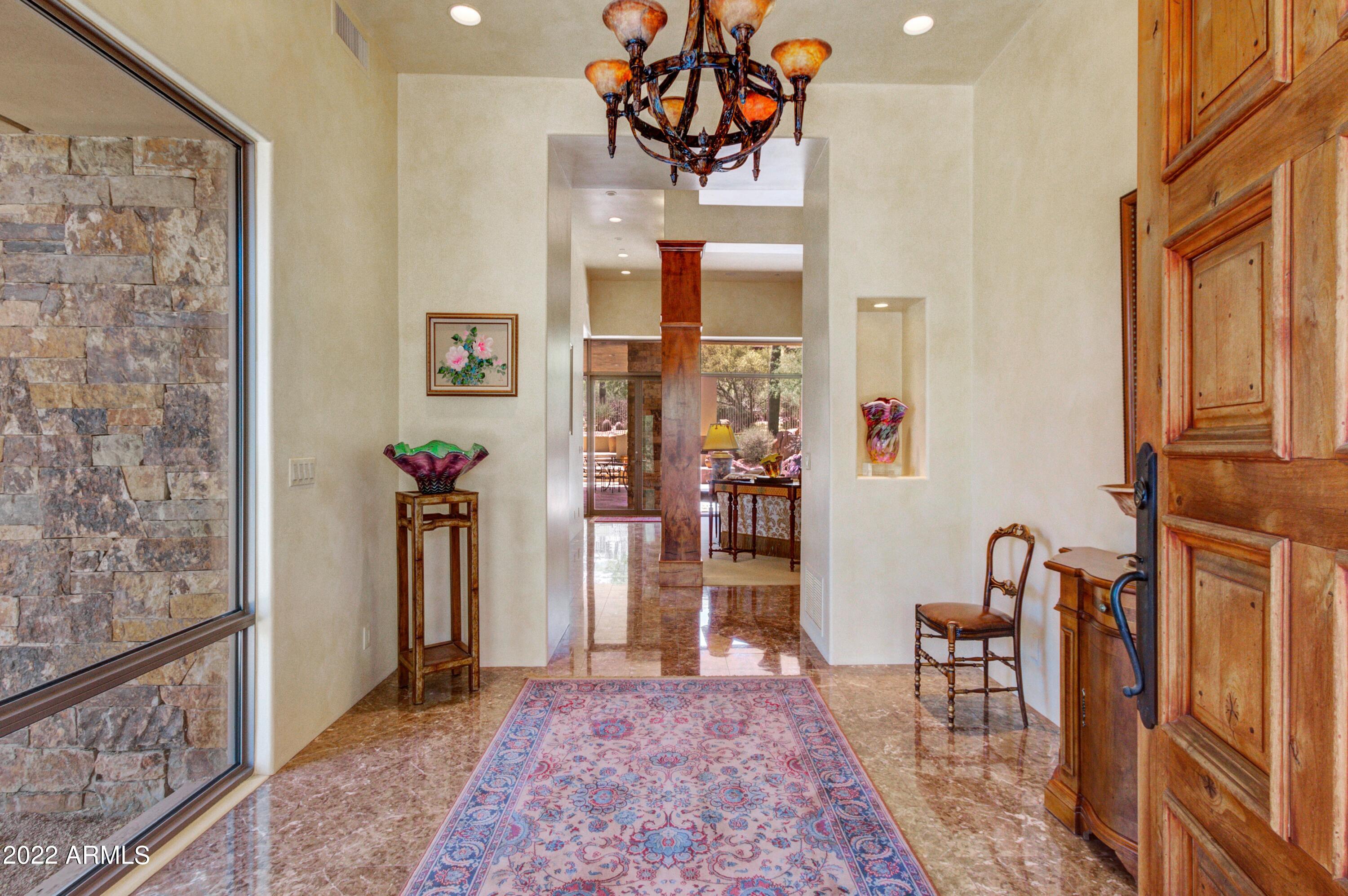 ESTANCIA - Residential
