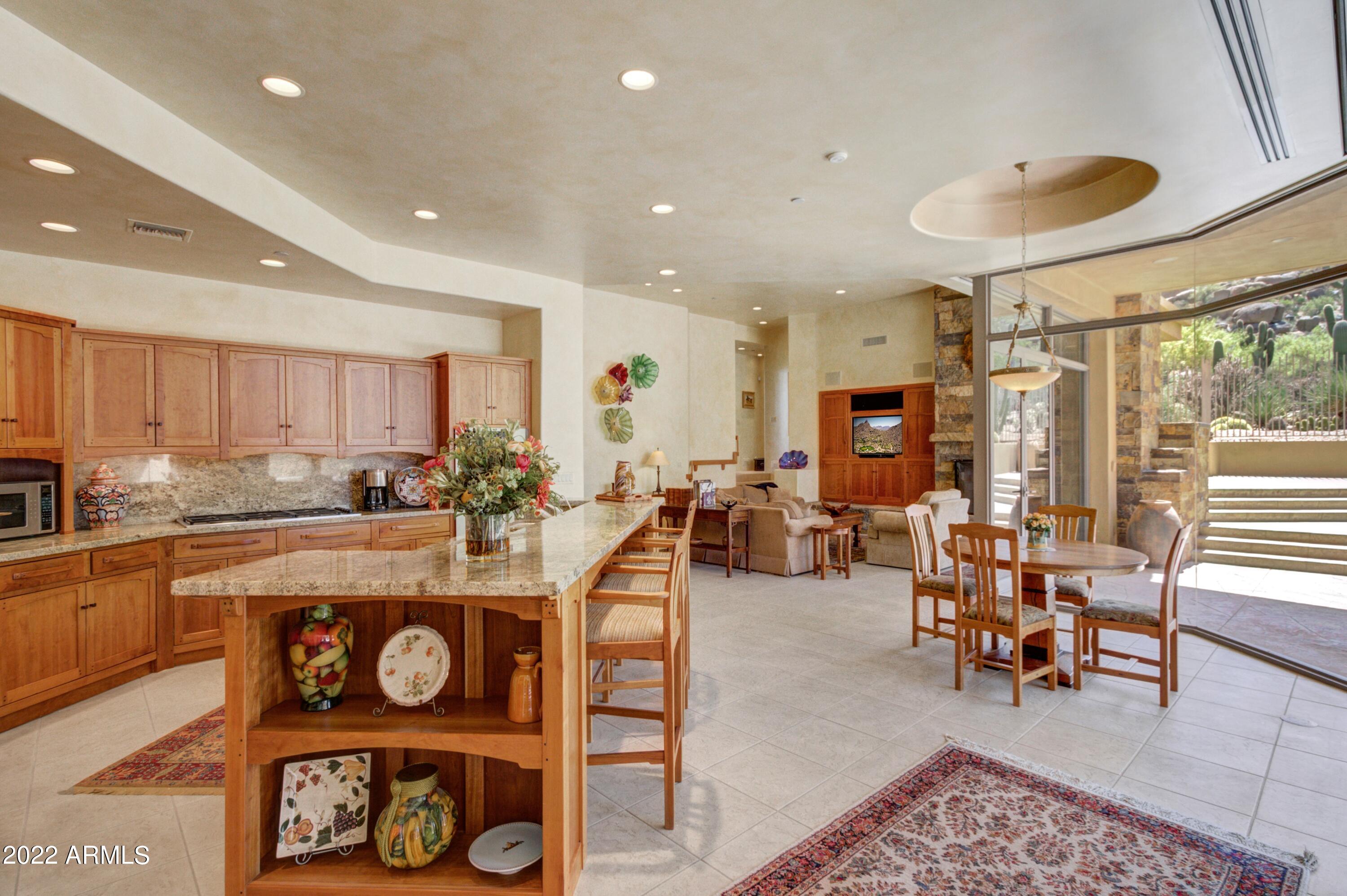 ESTANCIA - Residential
