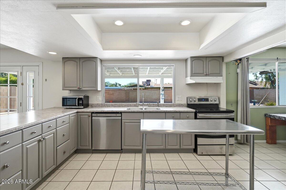 CONTINENTAL EAST UNIT 6 - Residential