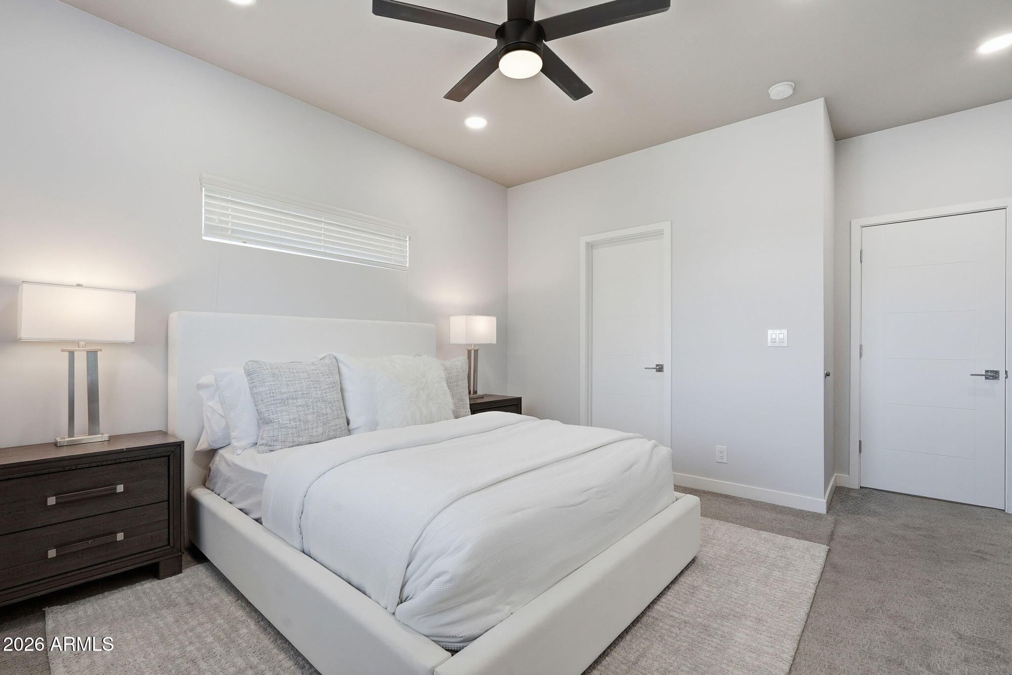 2727 THOMAS - Residential
