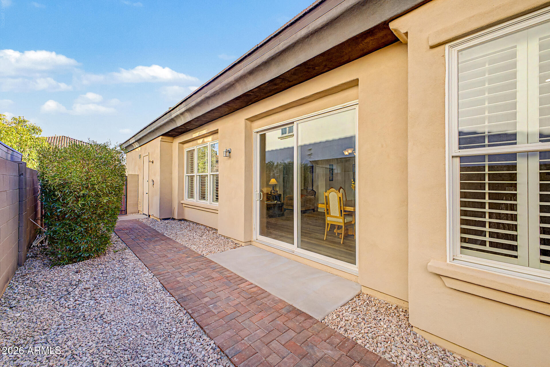 MCQUEEN LAKES - Residential