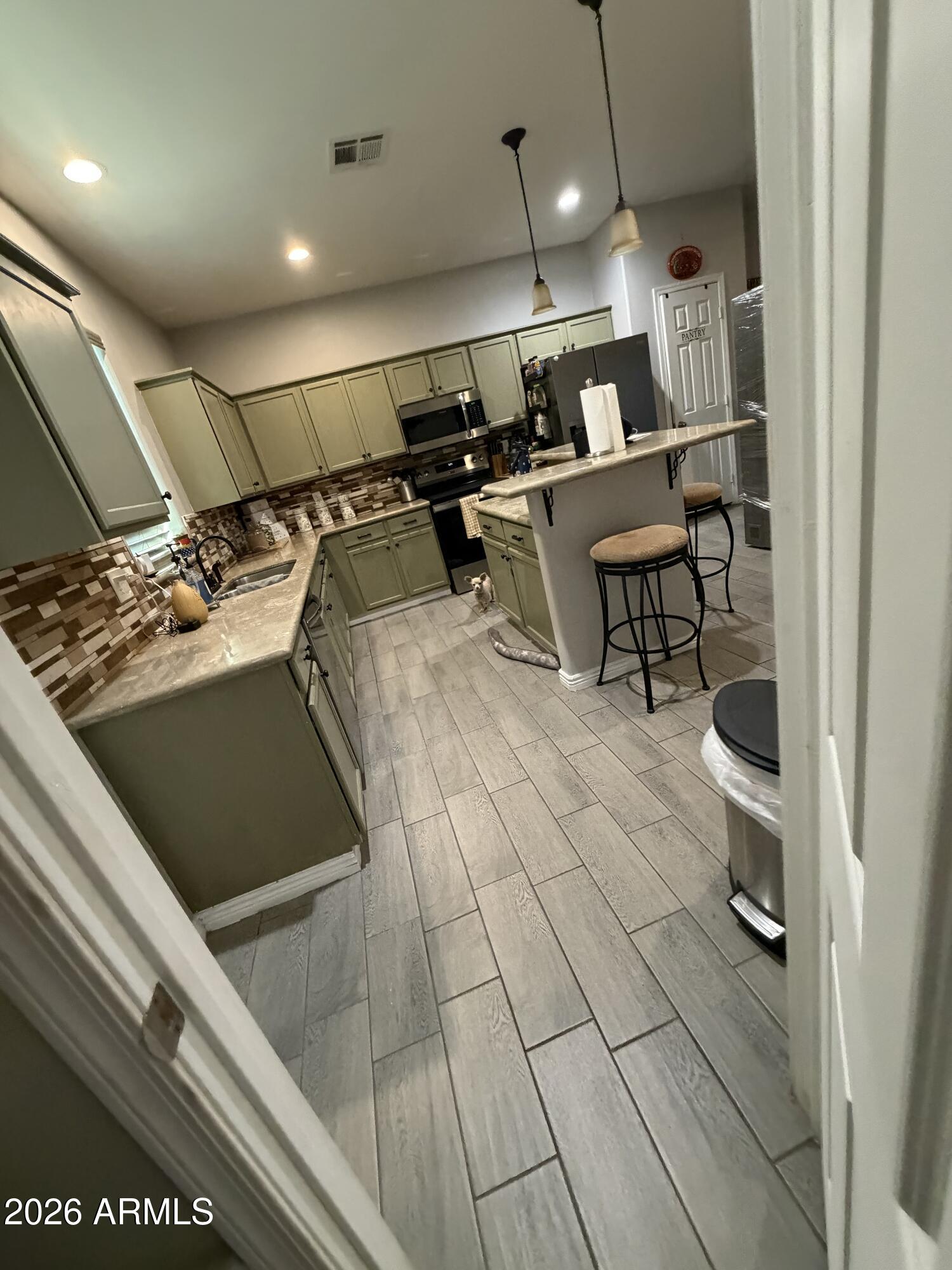 CENTRAL GARDENS 1-13 - Residential