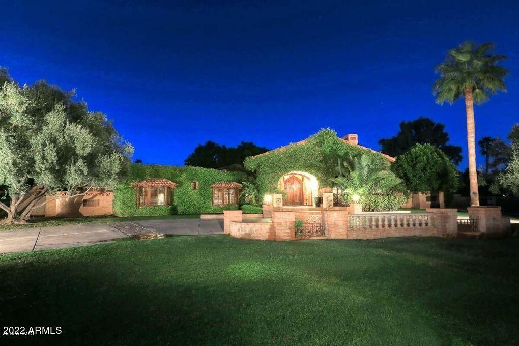 MDF Development and Lauren Wallace Interiors will bring to market this incredible slump block remodel of this charming Camelback Country Club estate. Great lot, lots of charm and a detached guest house.  Plenty of grass, mature tress and a great location.  Won't last long! 

Pictures are of previous design/build team projects but NOT the actual house.