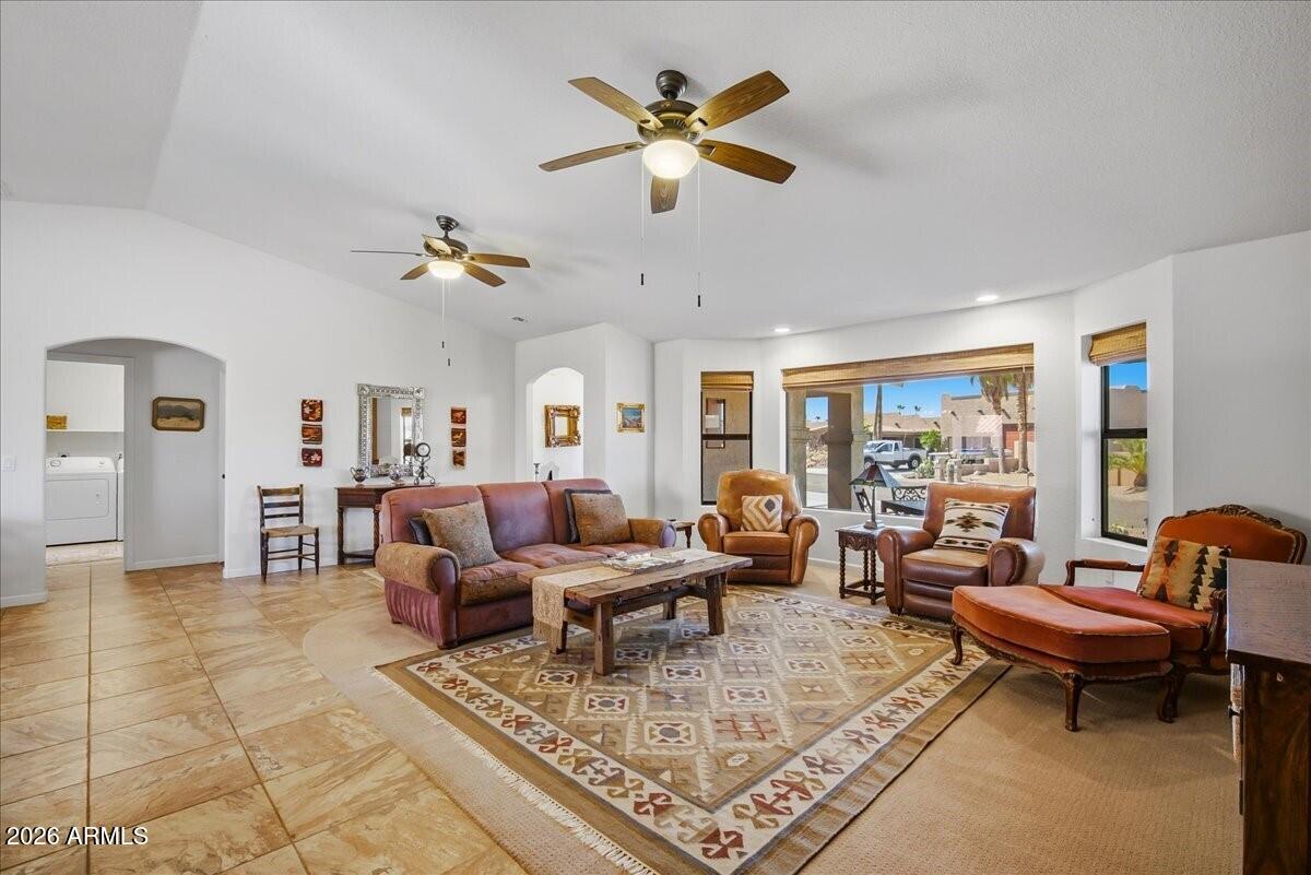LAKE HAVASU CITY - Residential