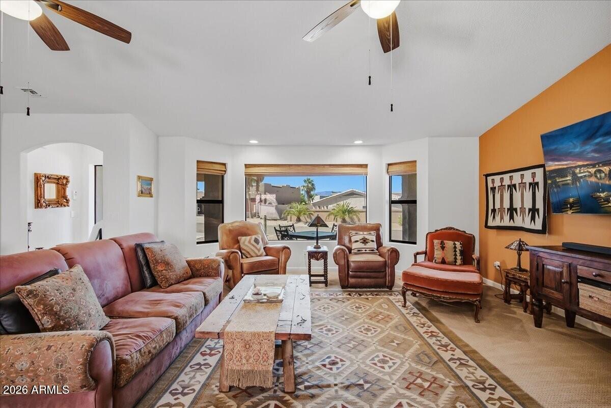 LAKE HAVASU CITY - Residential