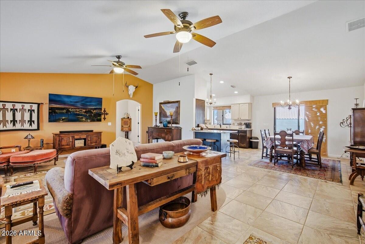 LAKE HAVASU CITY - Residential