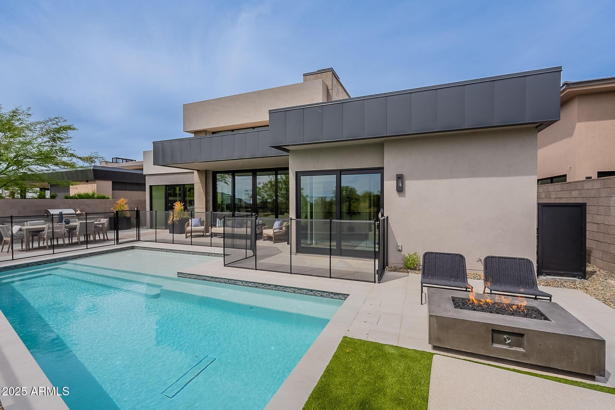 DESERT MOUNTAIN - Residential