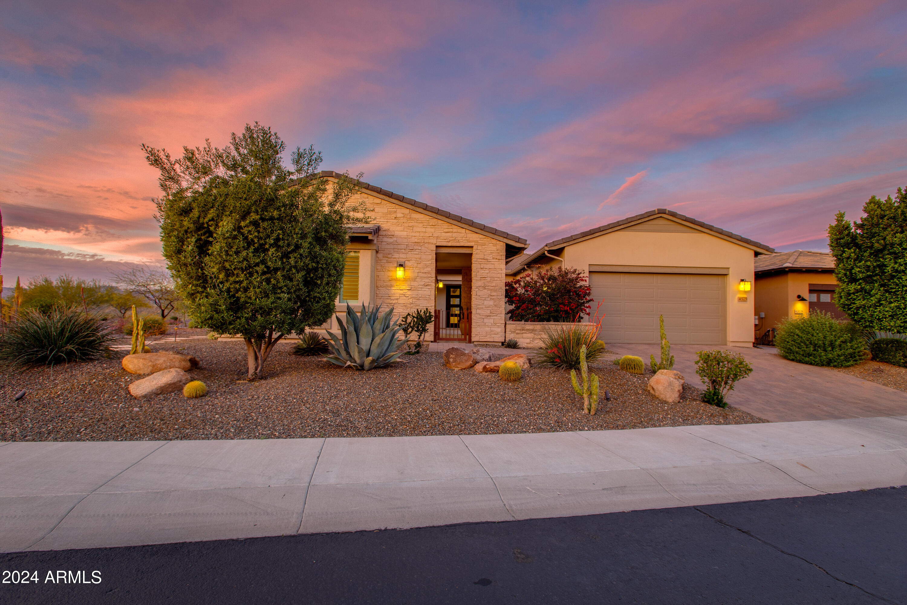 WICKENBURG RANCH - Residential