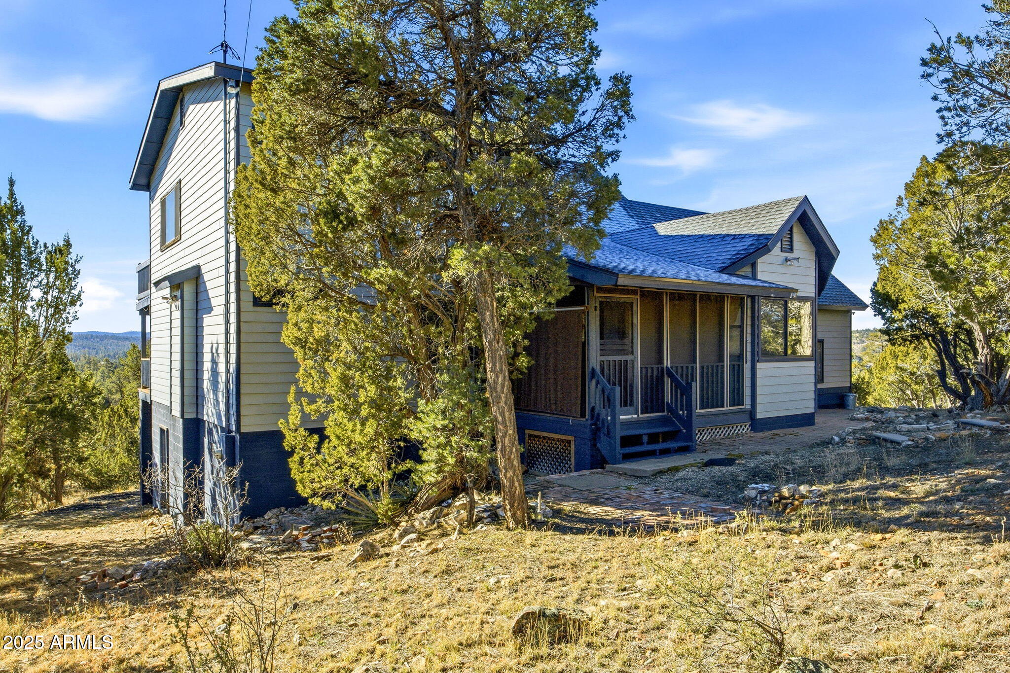 SUMMER PLACE - Residential