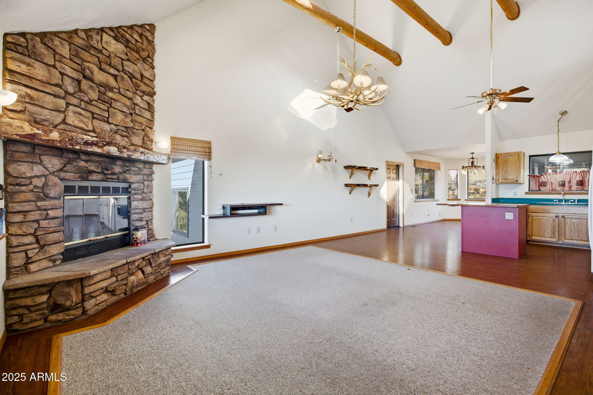 SUMMER PLACE - Residential